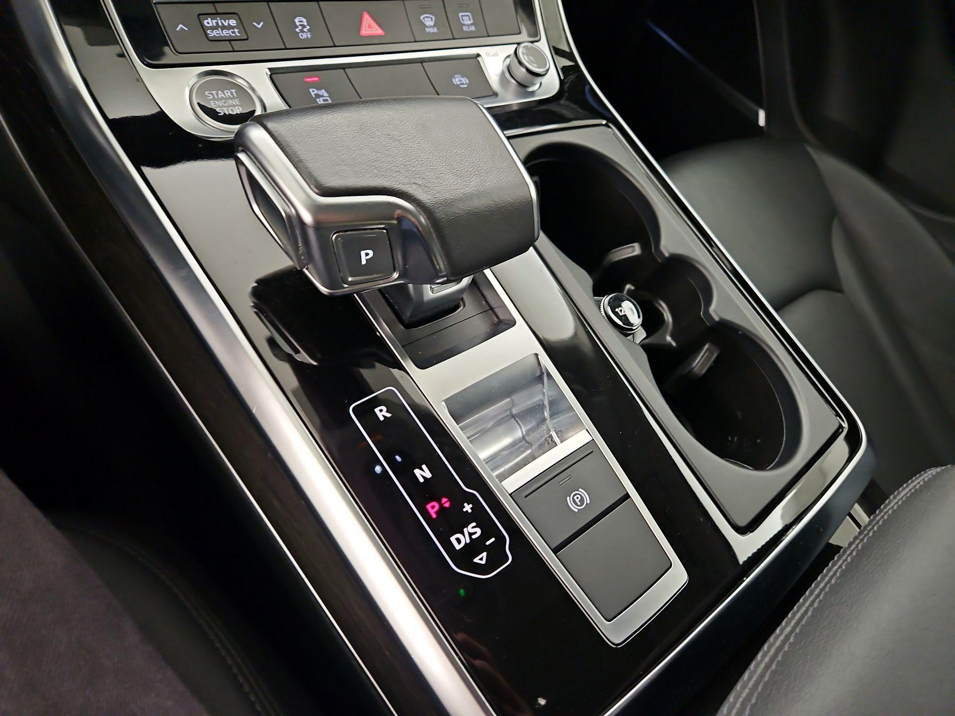 Thumbnail: 2022 Audi Q7 - 18
