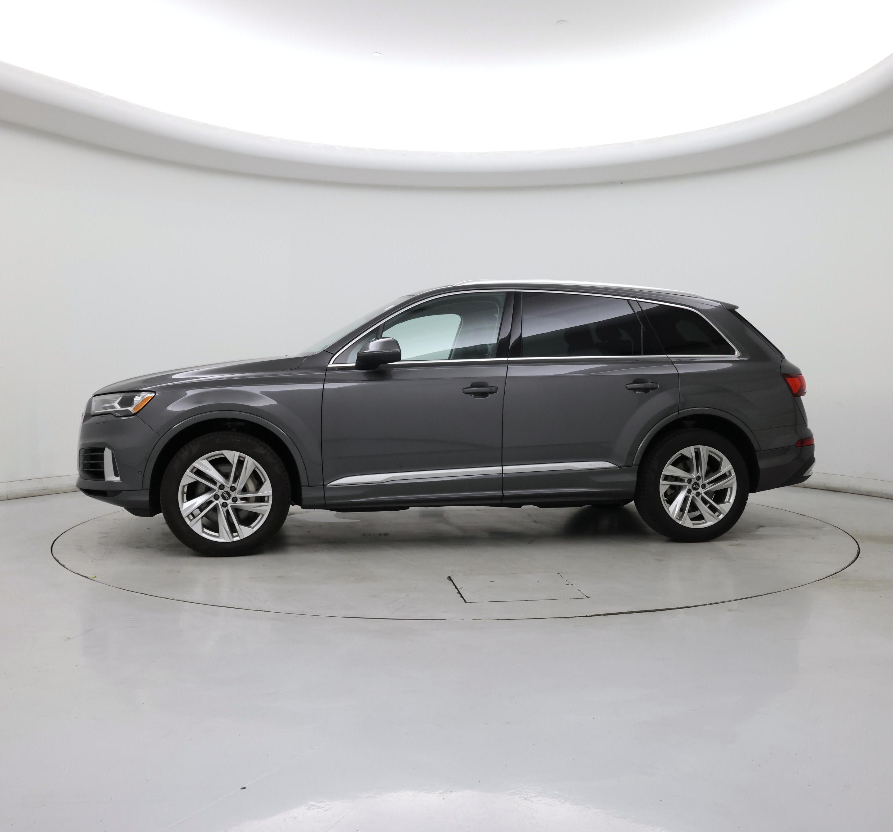 Thumbnail: 2022 Audi Q7 - 3