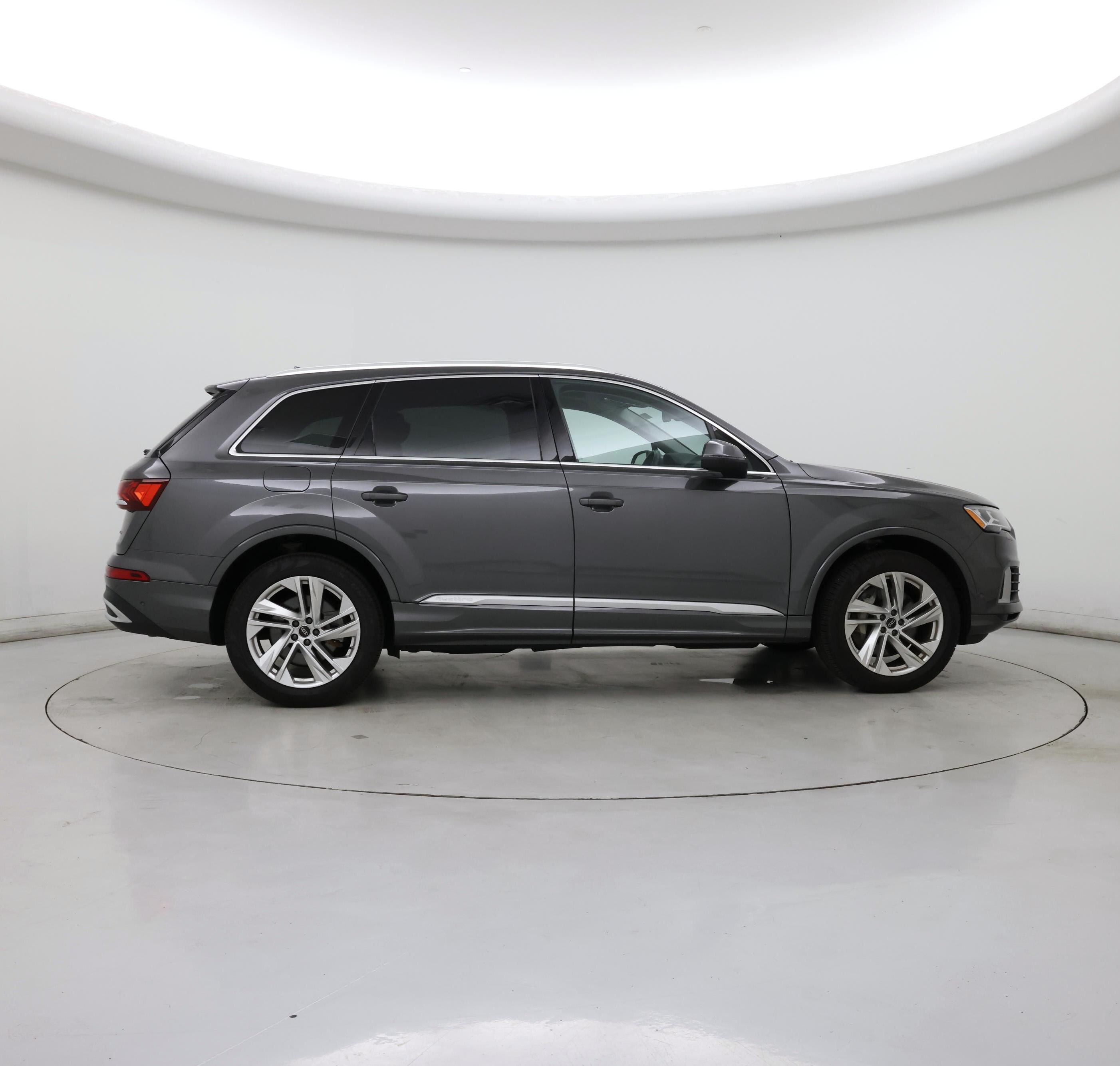 Thumbnail: 2022 Audi Q7 - 7