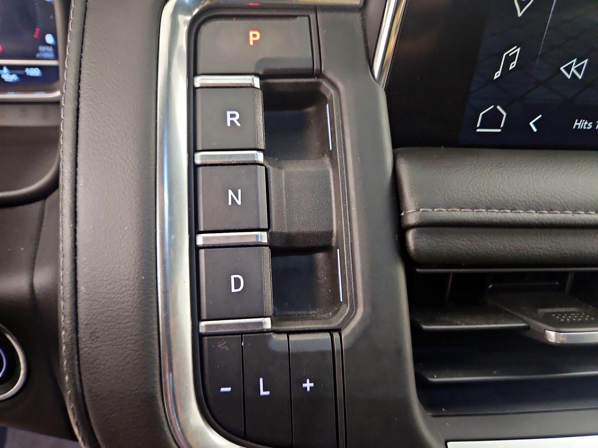 Thumbnail: 2022 GMC Yukon - 18