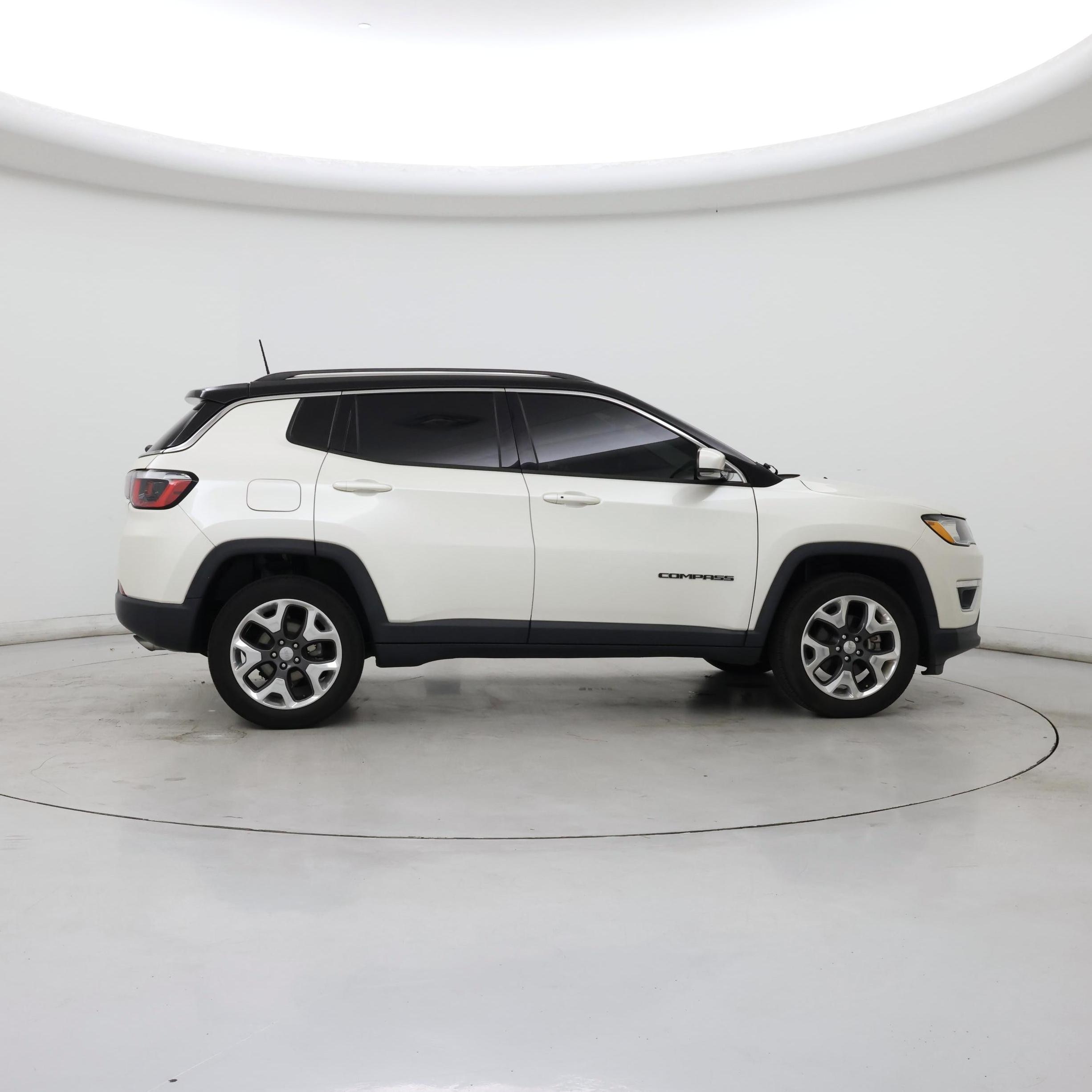 Thumbnail: 2019 Jeep Compass - 7