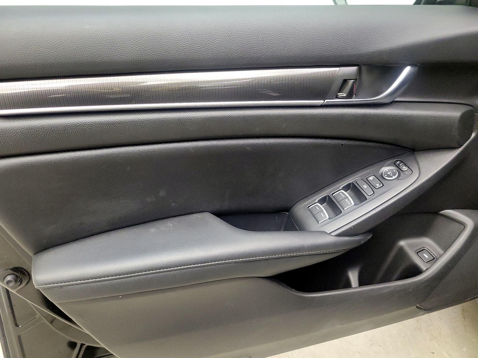 Thumbnail: 2022 Honda Accord - 12