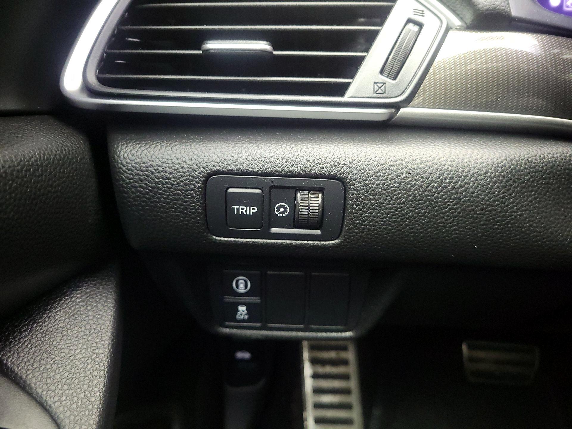 Thumbnail: 2022 Honda Accord - 13