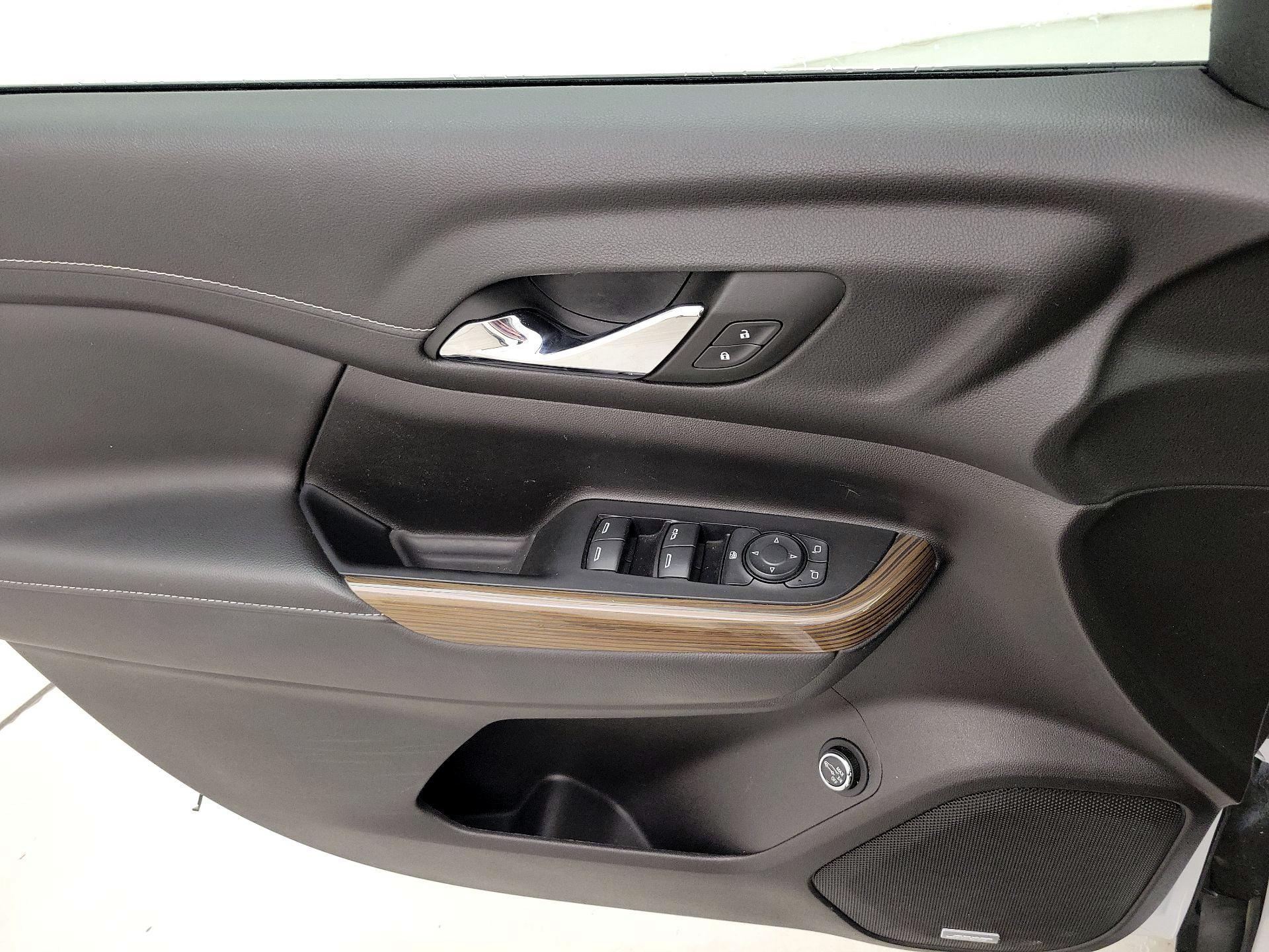 Thumbnail: 2023 GMC Acadia - 12