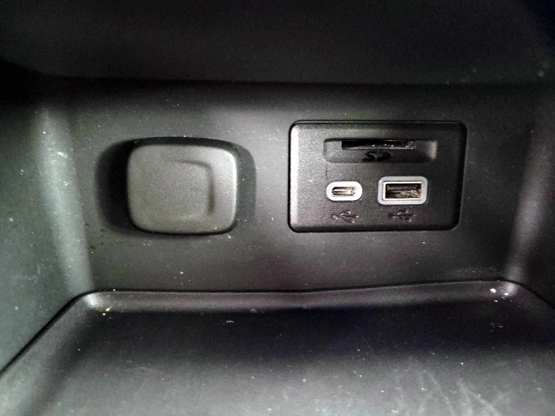 Thumbnail: 2023 GMC Acadia - 18