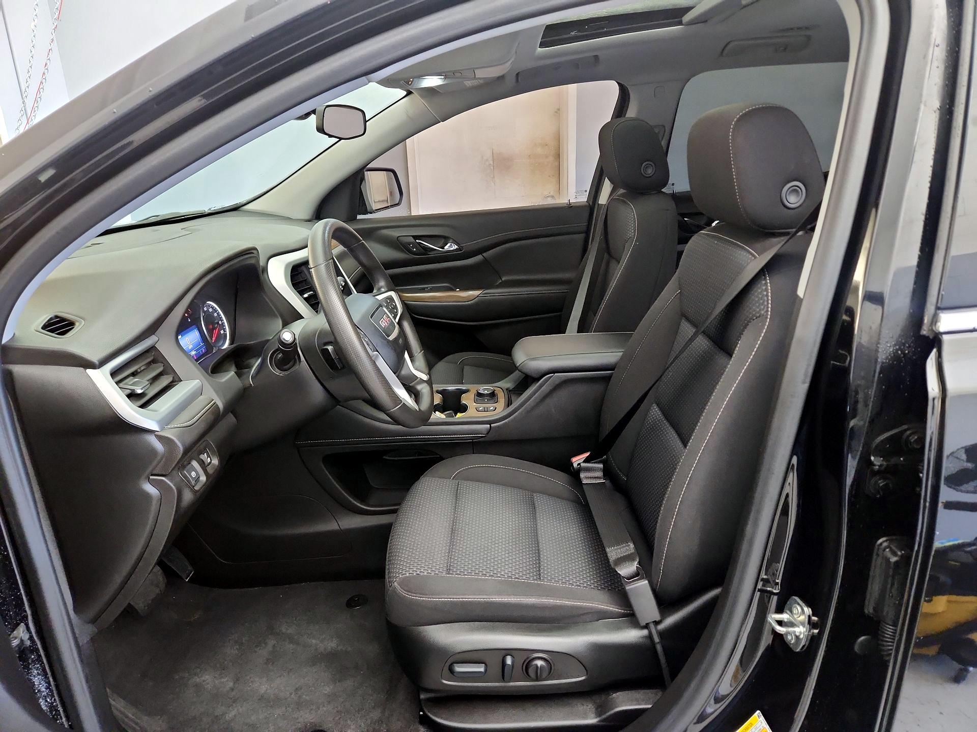 Thumbnail: 2022 GMC Acadia - 11