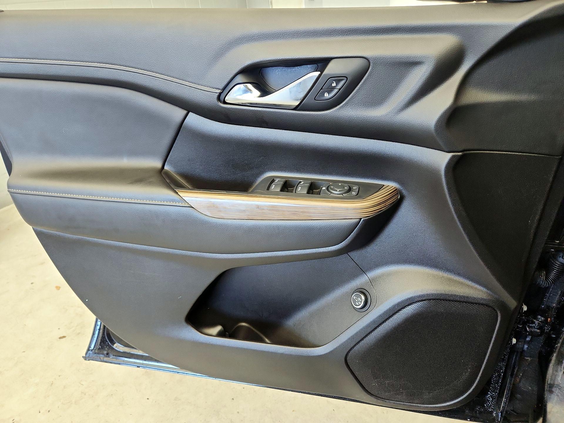 Thumbnail: 2022 GMC Acadia - 12