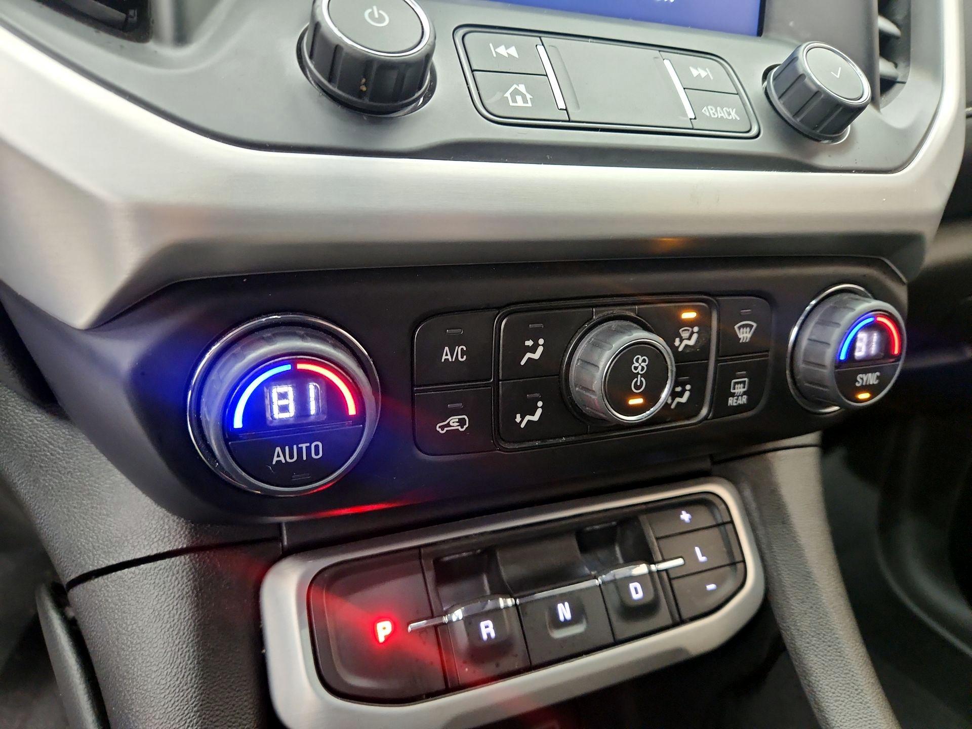 Thumbnail: 2022 GMC Acadia - 16