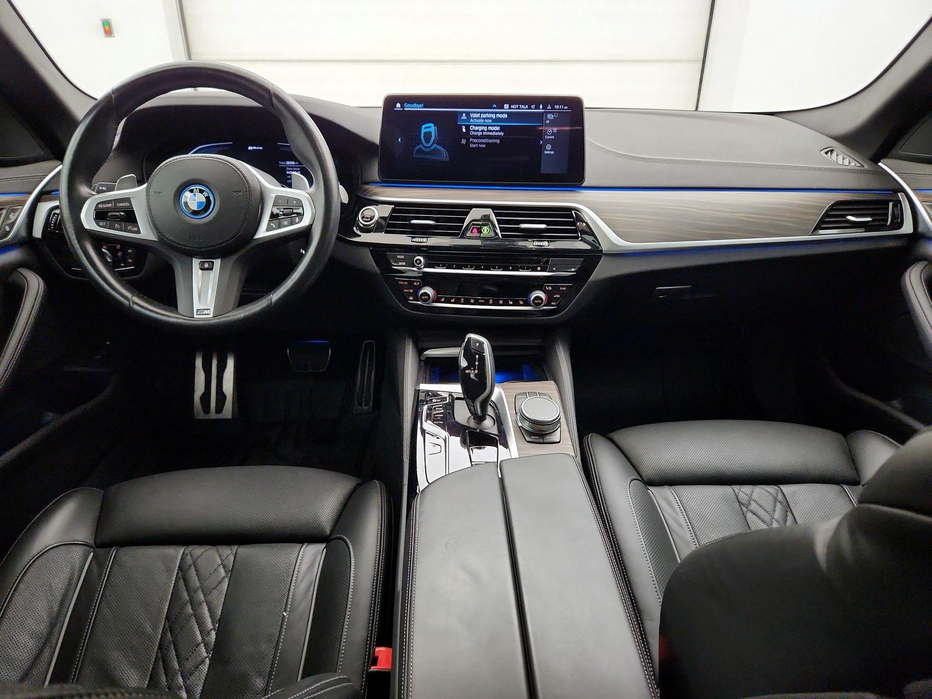 Thumbnail: 2023 BMW 5 Series - 9