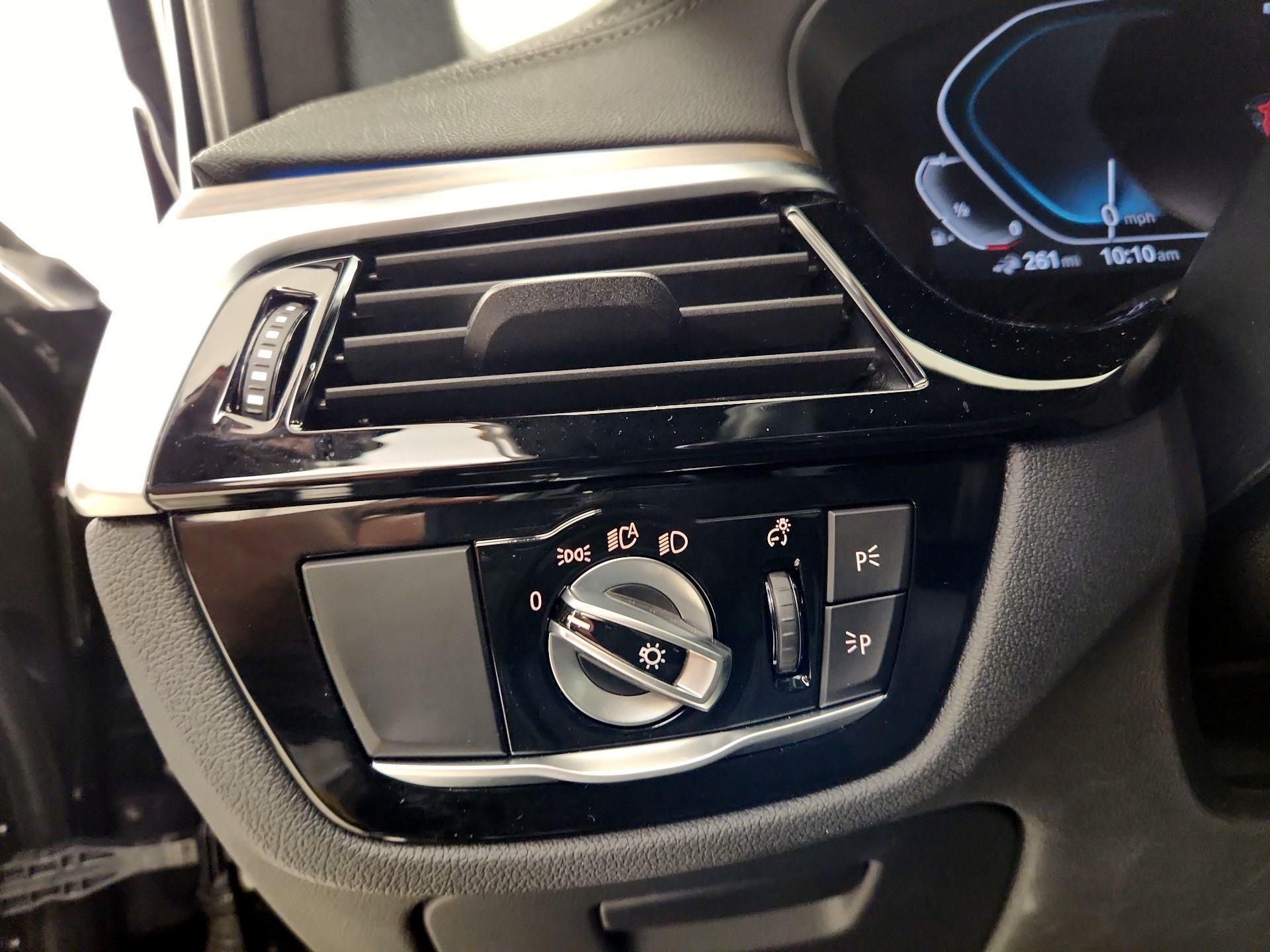 Thumbnail: 2023 BMW 5 Series - 13