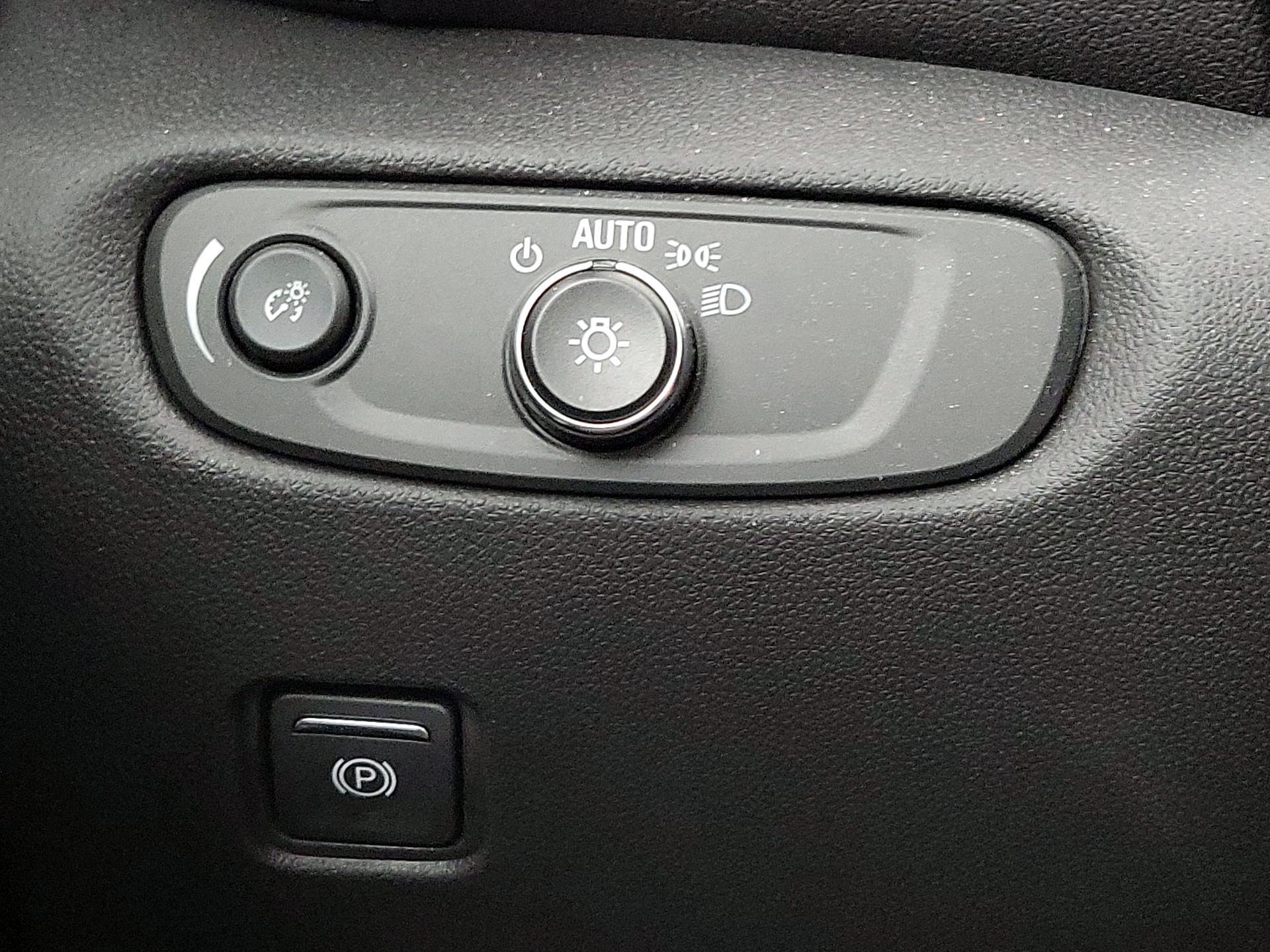 Thumbnail: 2023 Chevrolet Blazer - 13