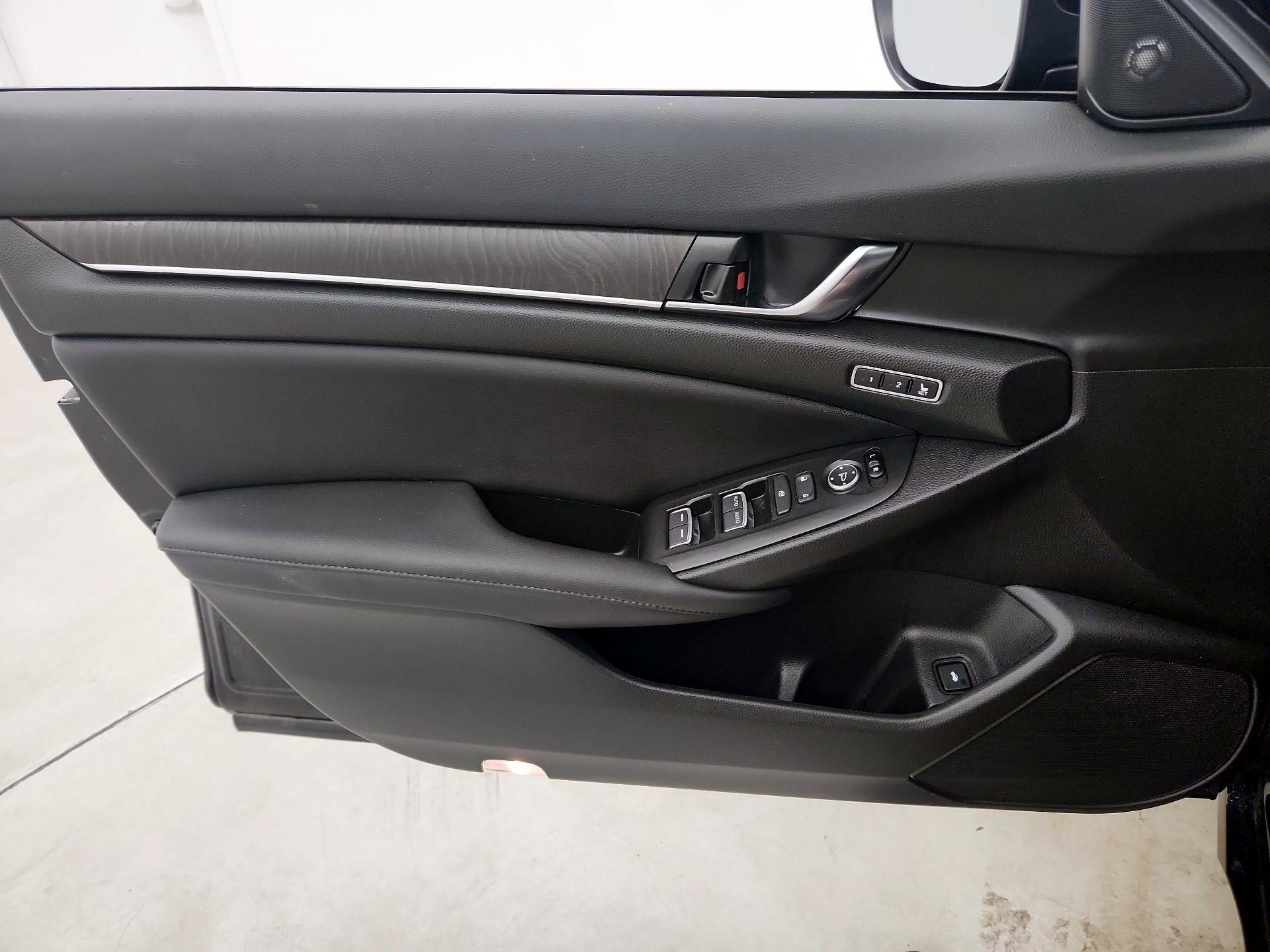 Thumbnail: 2021 Honda Accord - 12