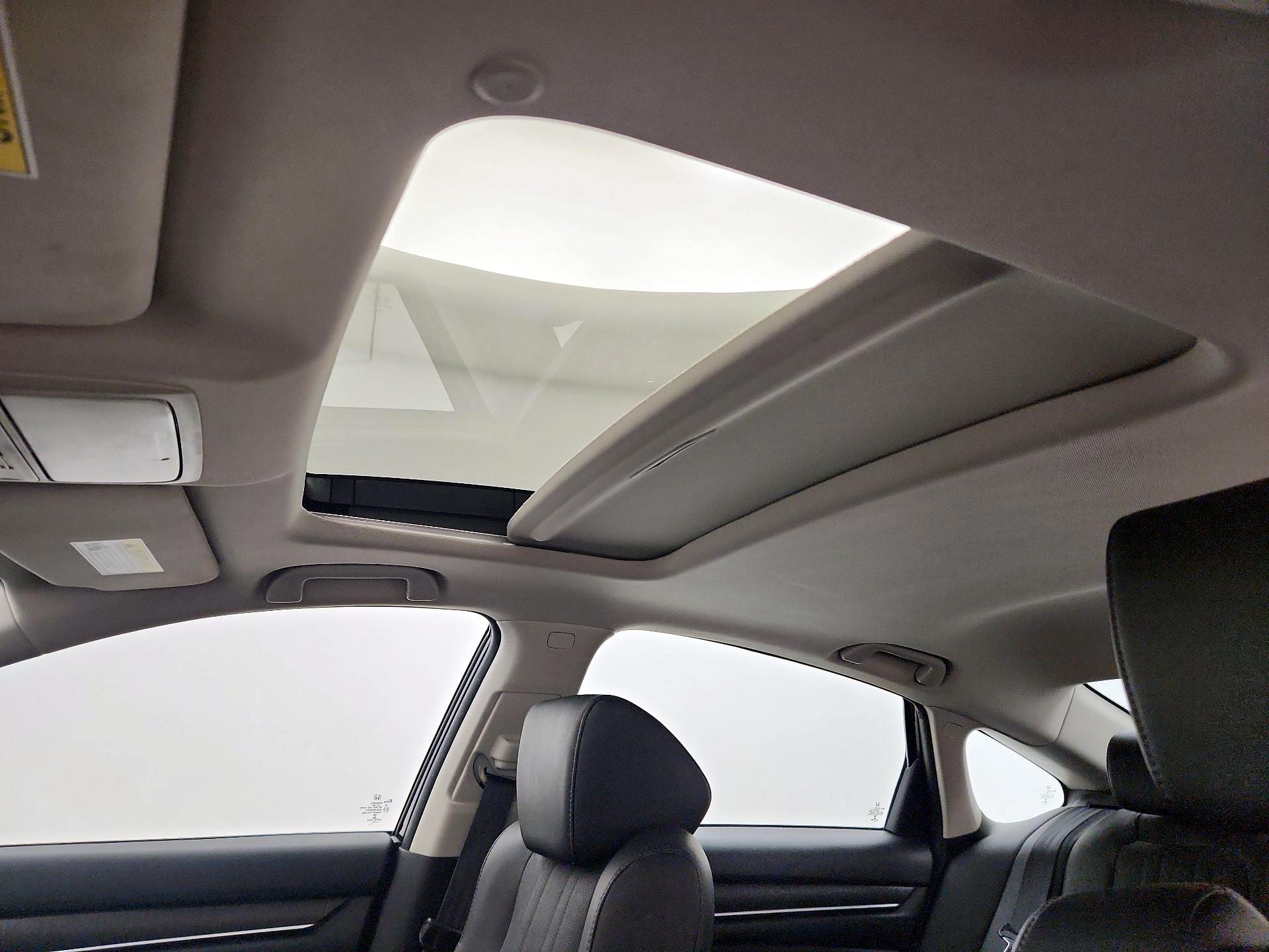 Thumbnail: 2021 Honda Accord - 19