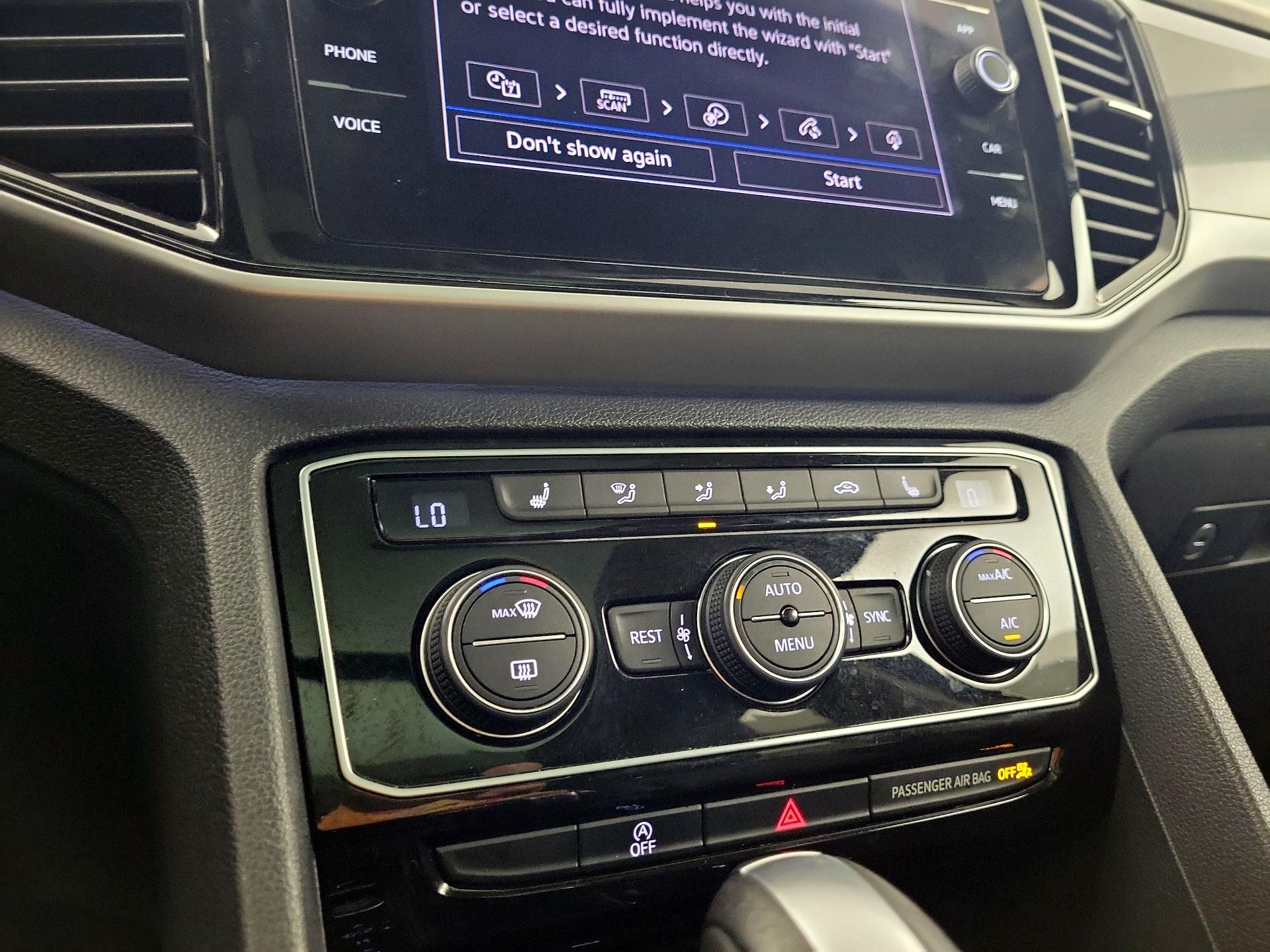 Thumbnail: 2022 Volkswagen Atlas - 14