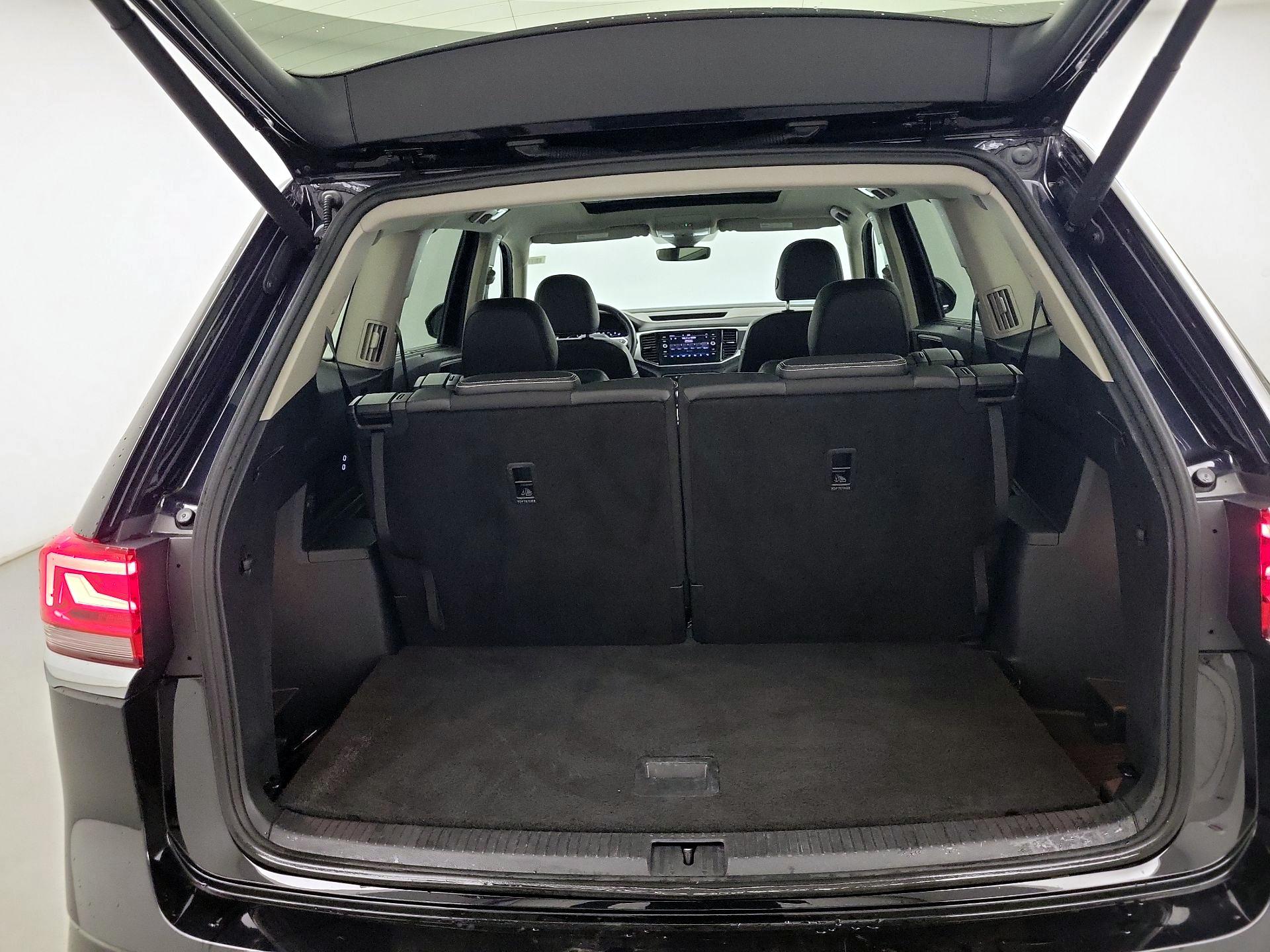 Thumbnail: 2022 Volkswagen Atlas - 20