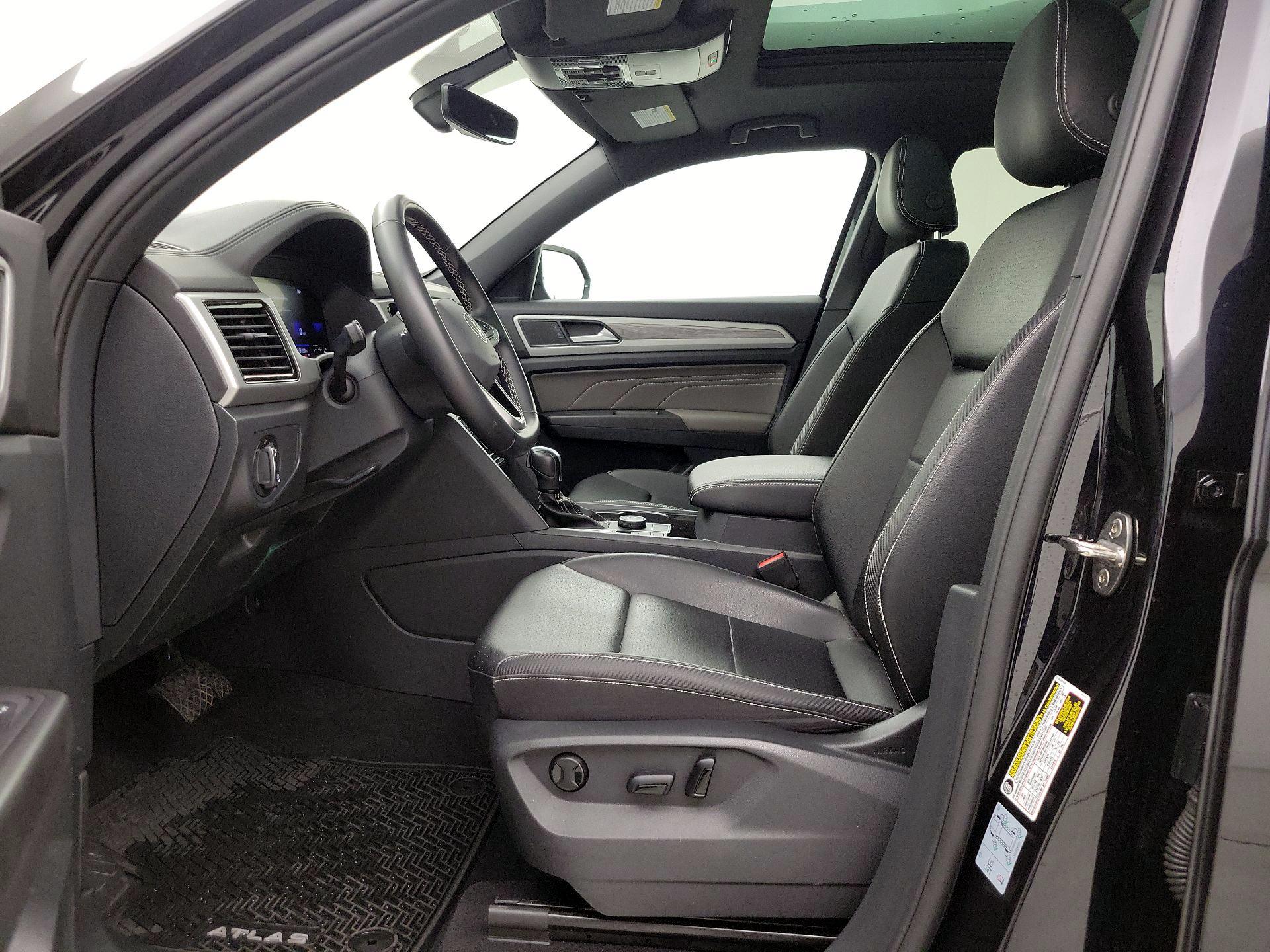 Thumbnail: 2022 Volkswagen Atlas - 11