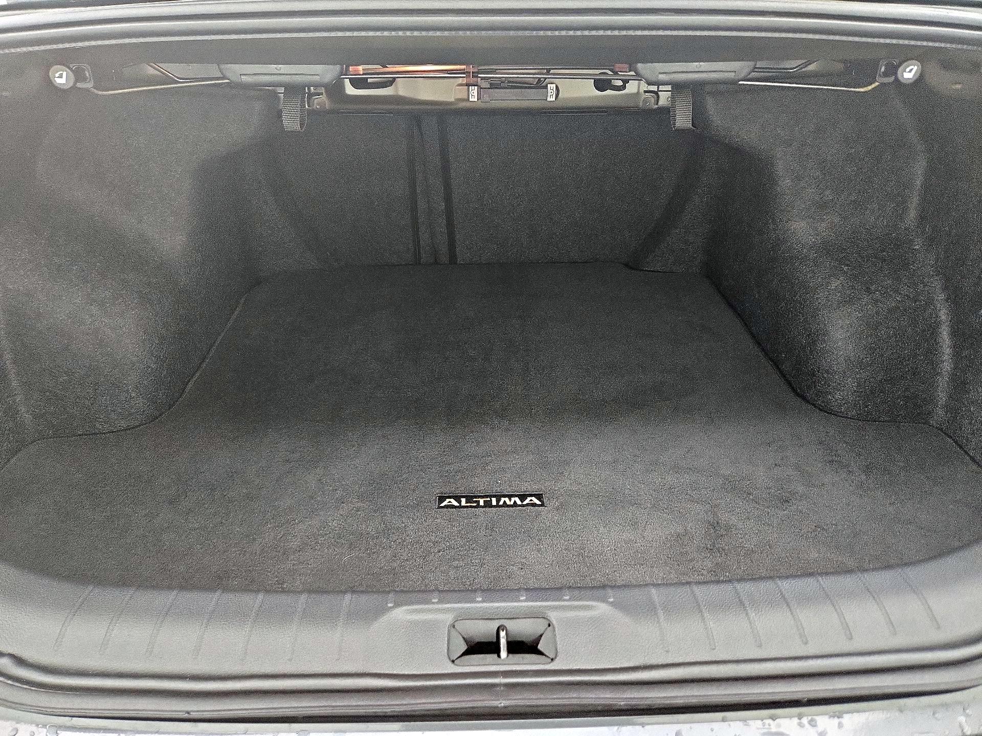 Thumbnail: 2022 Nissan Altima - 20