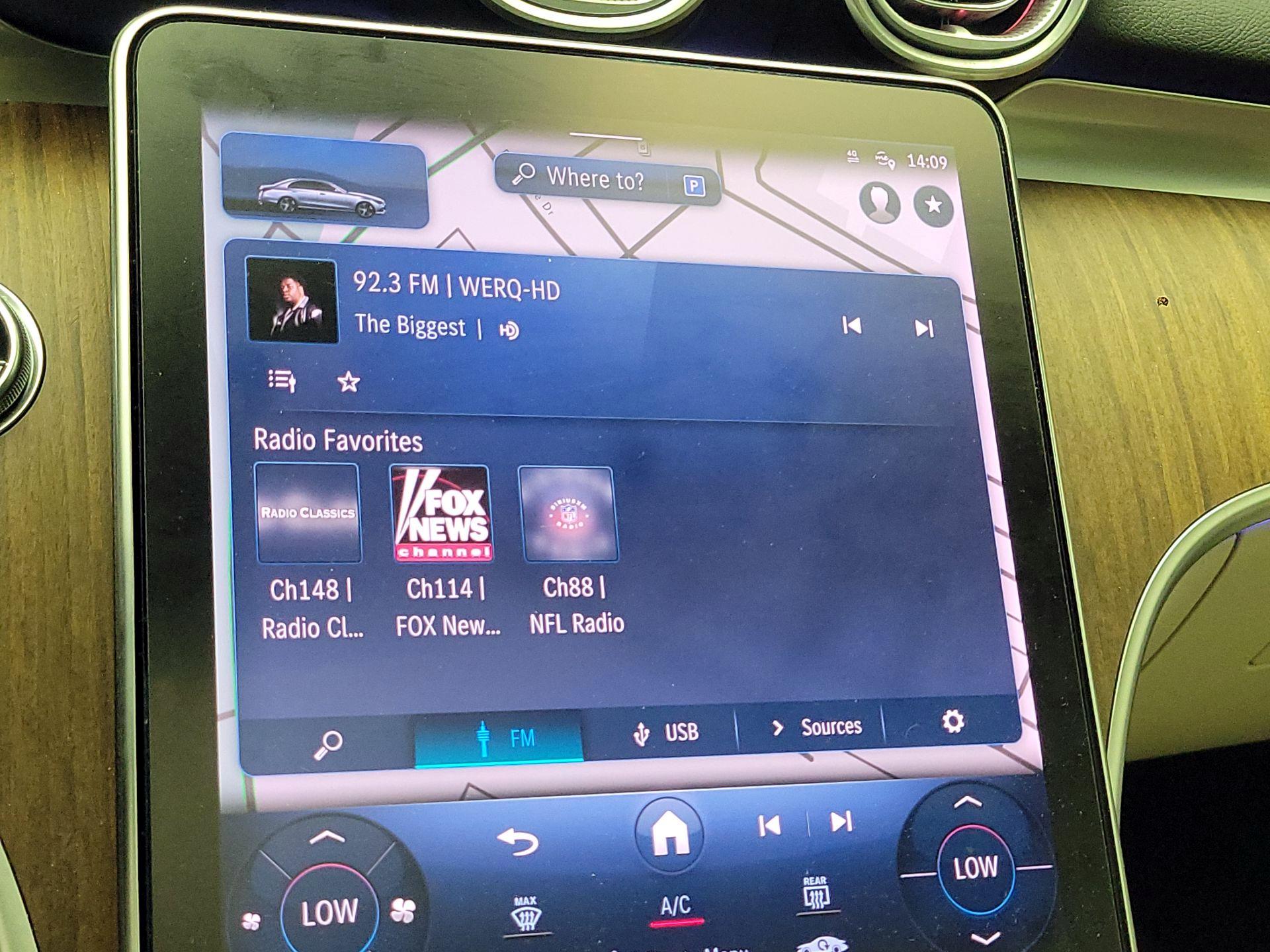 Thumbnail: 2023 Mercedes-Benz C-Class - 16