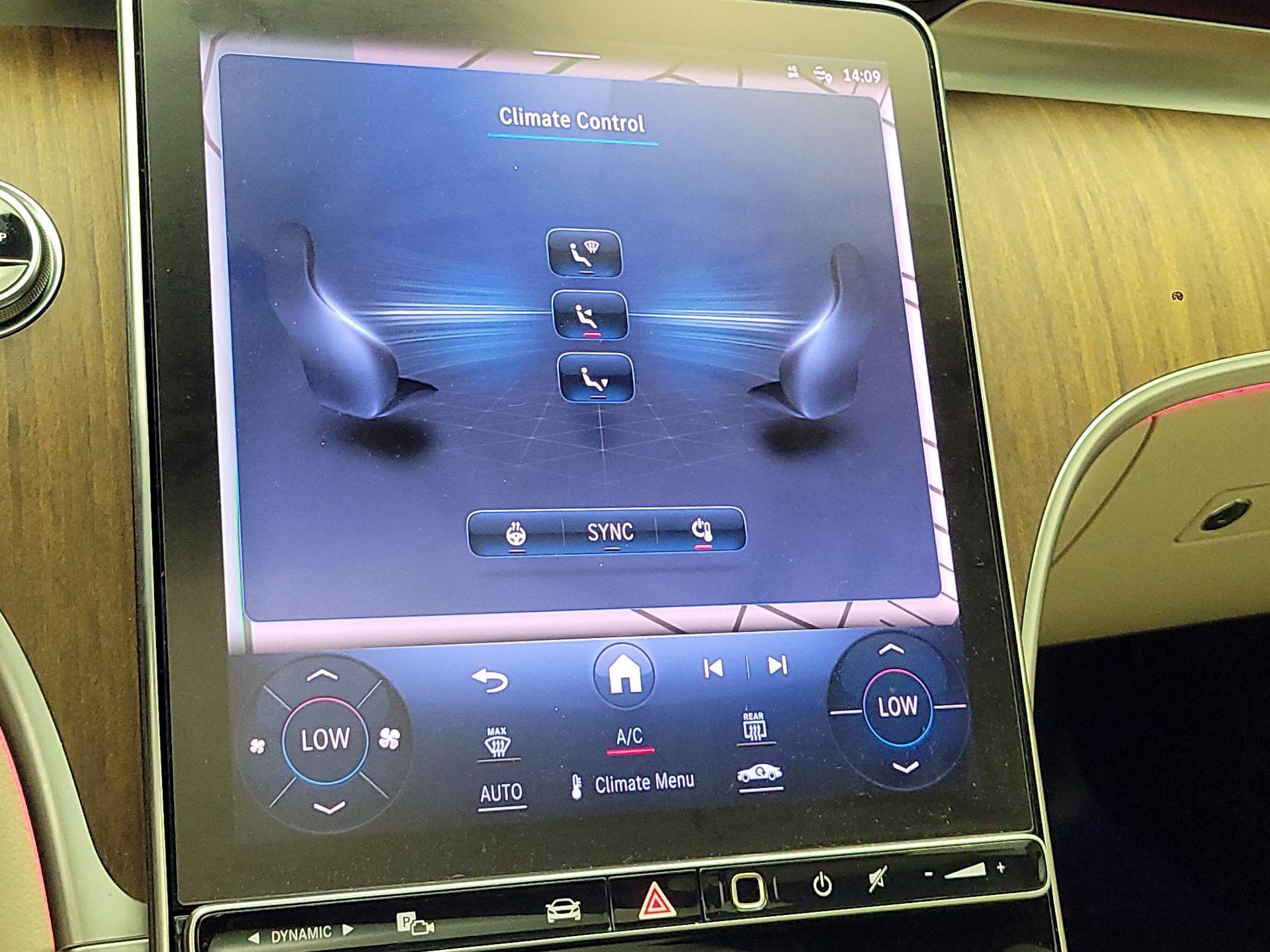 Thumbnail: 2023 Mercedes-Benz C-Class - 17