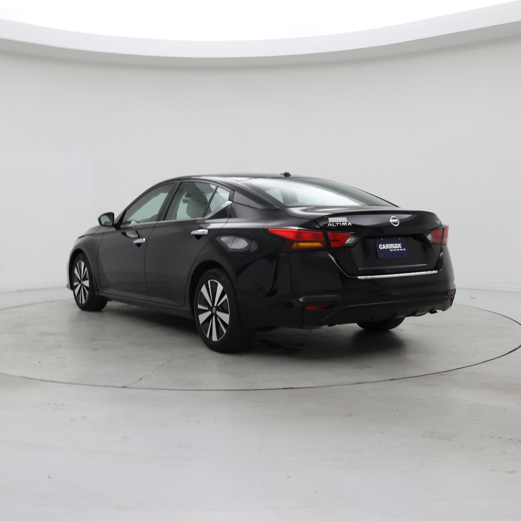Thumbnail: 2022 Nissan Altima - 2