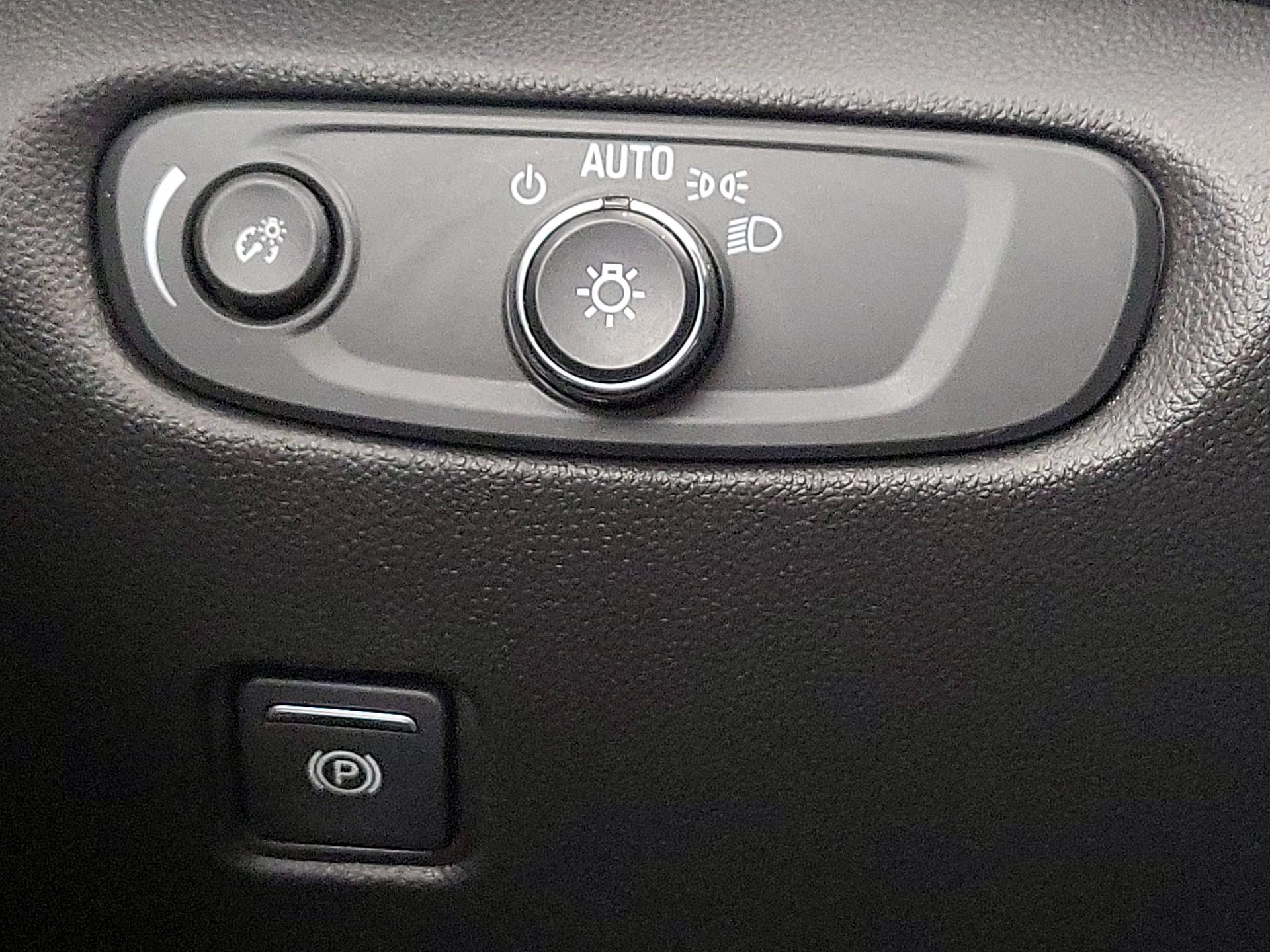 Thumbnail: 2022 Chevrolet Blazer - 13