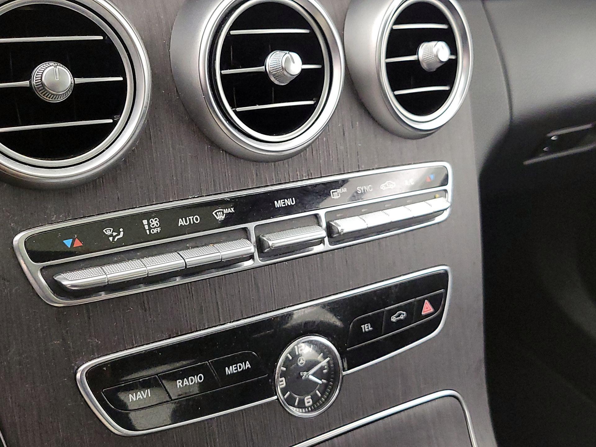 Thumbnail: 2021 Mercedes-Benz C-Class - 16