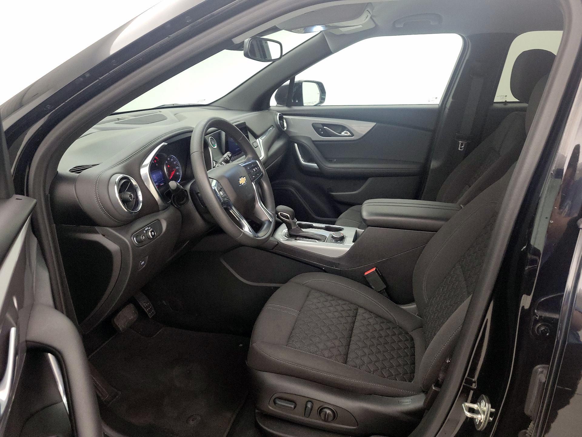 Thumbnail: 2022 Chevrolet Blazer - 11