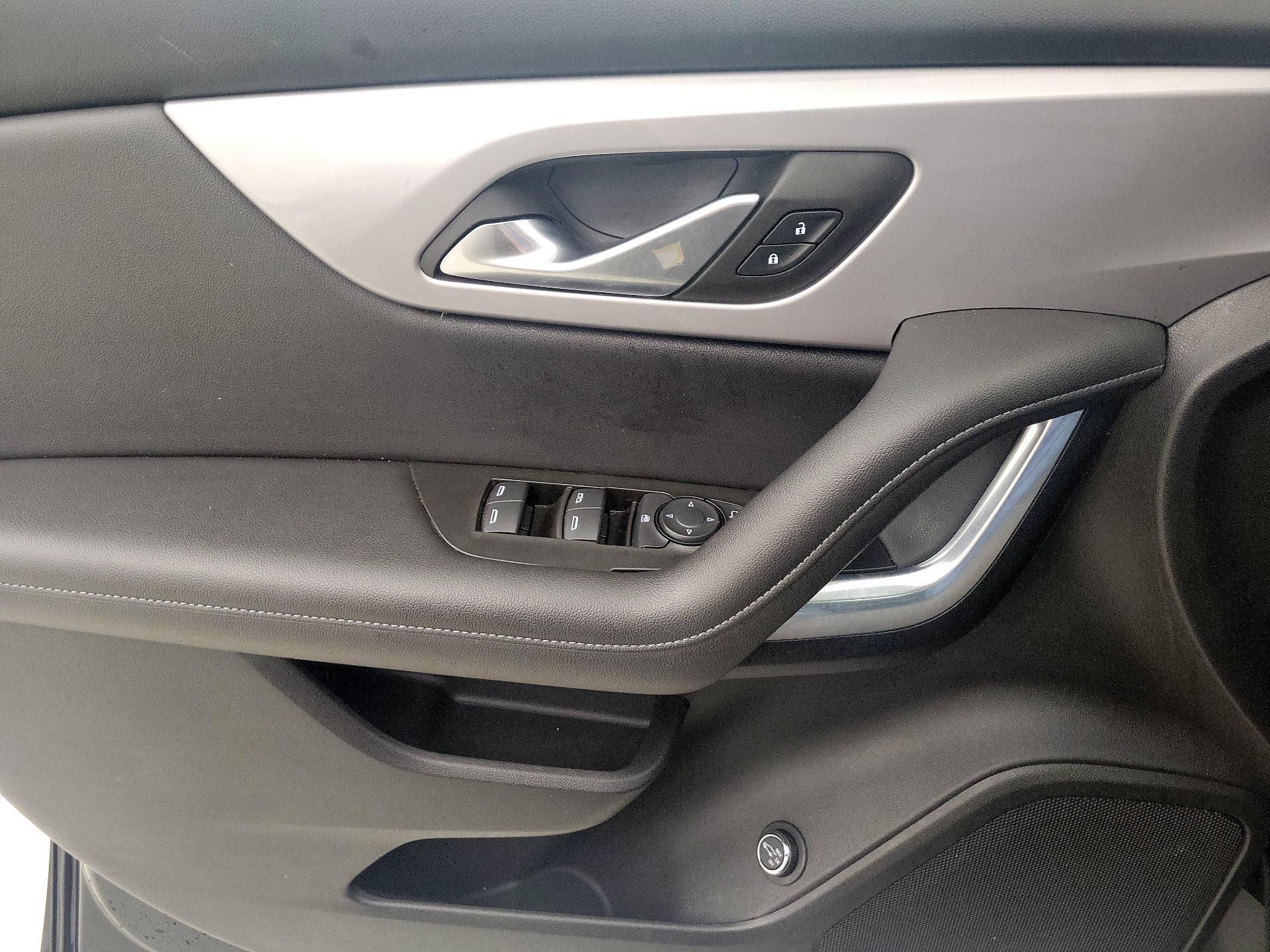 Thumbnail: 2022 Chevrolet Blazer - 12