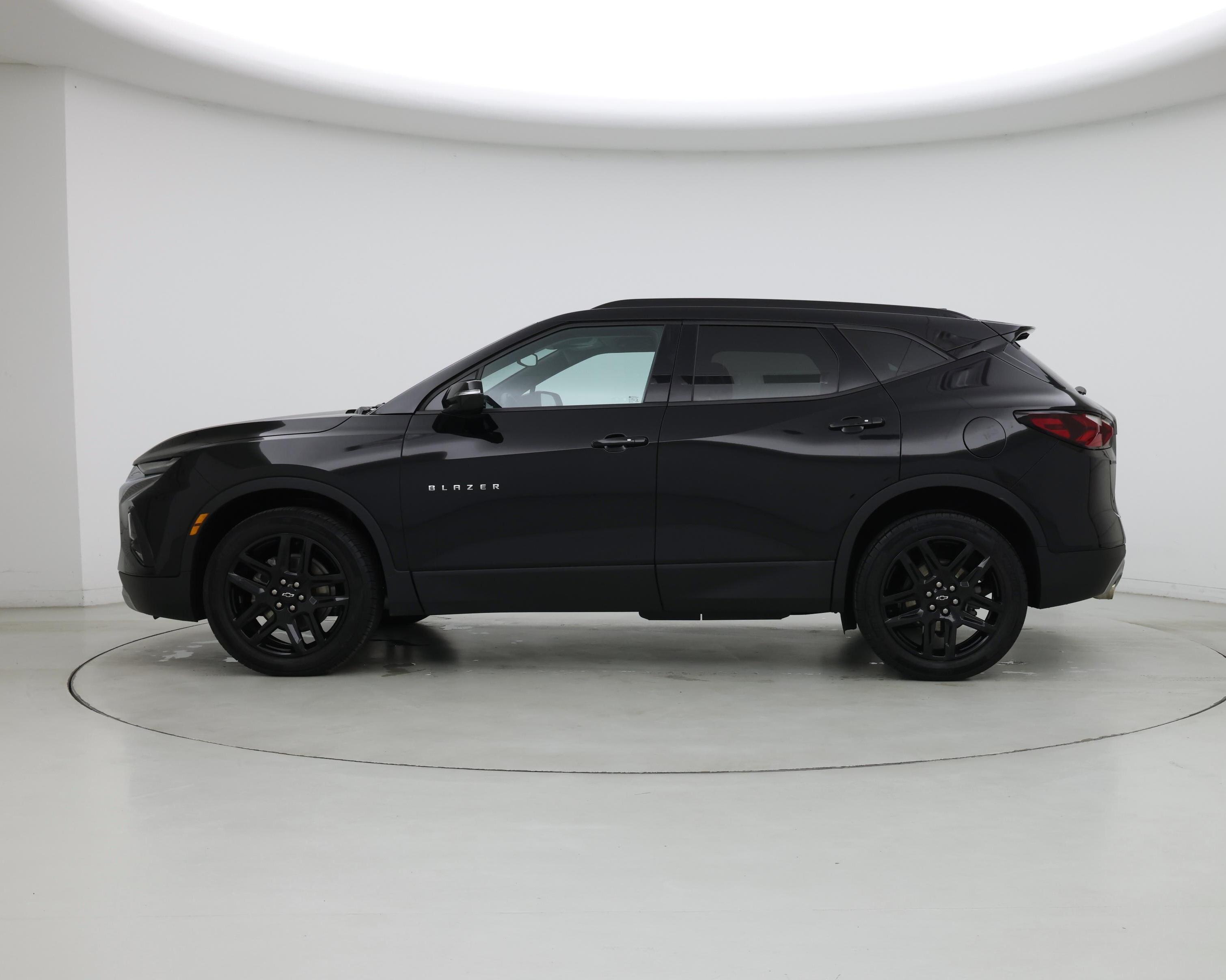 Thumbnail: 2022 Chevrolet Blazer - 3