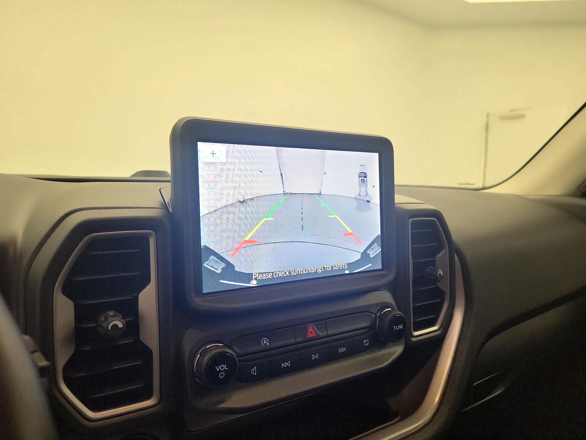 Thumbnail: 2023 Ford Bronco Sport - 14