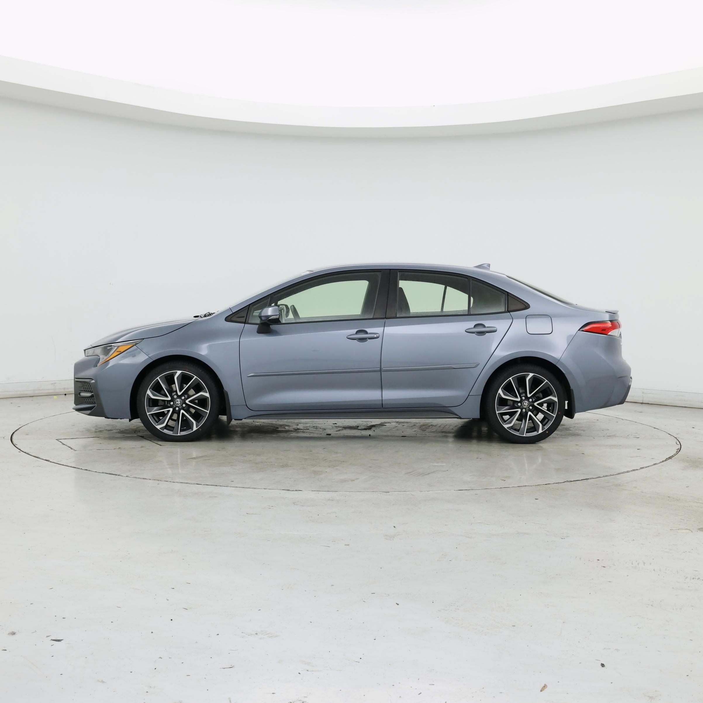 Thumbnail: 2021 Toyota Corolla - 3