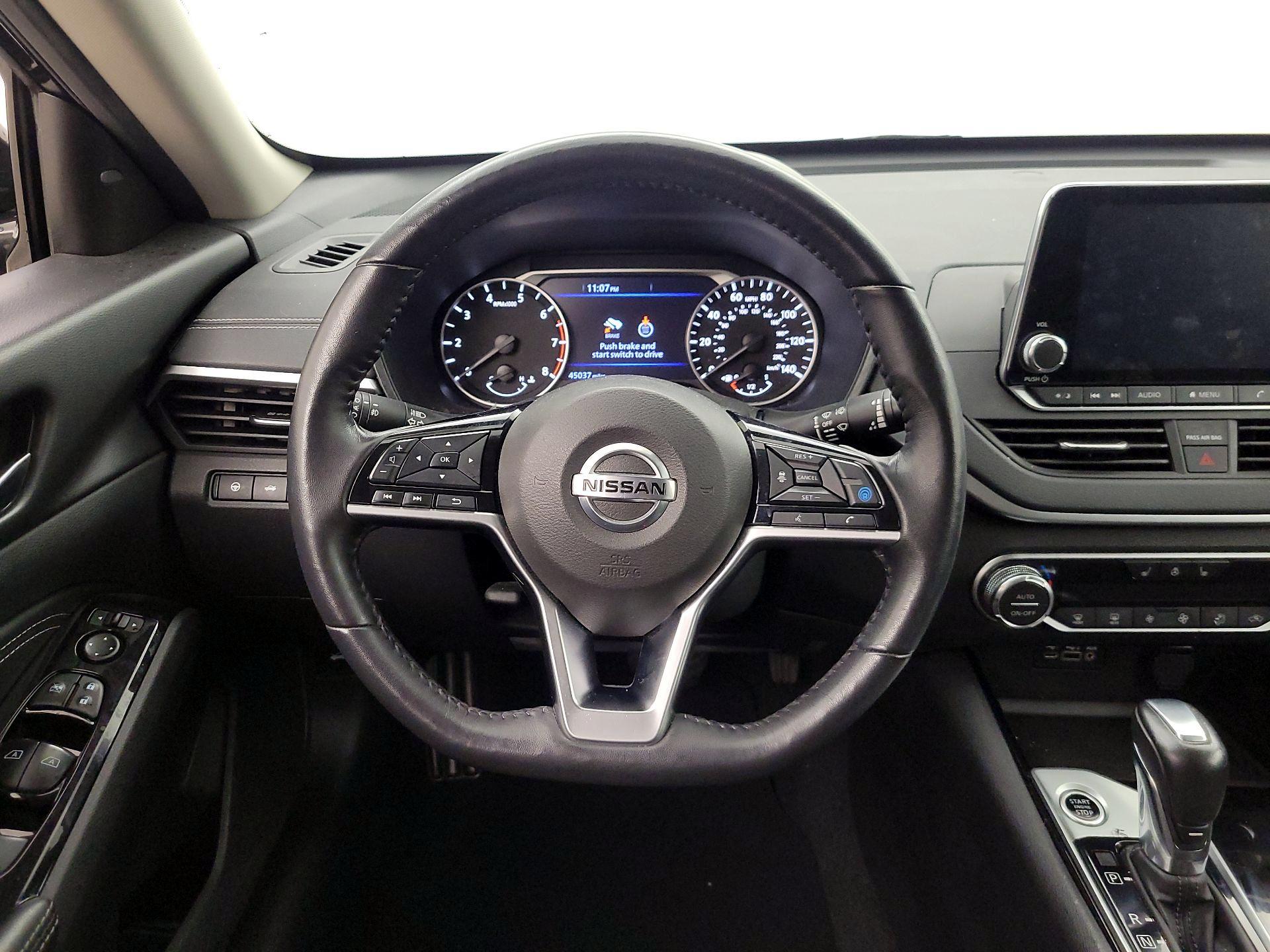 Thumbnail: 2020 Nissan Altima - 10