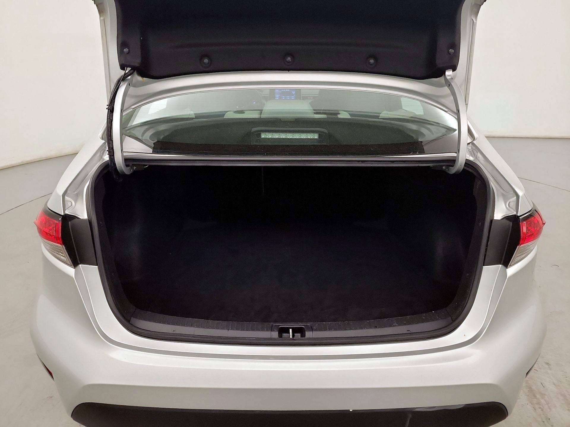 Thumbnail: 2021 Toyota Corolla - 20