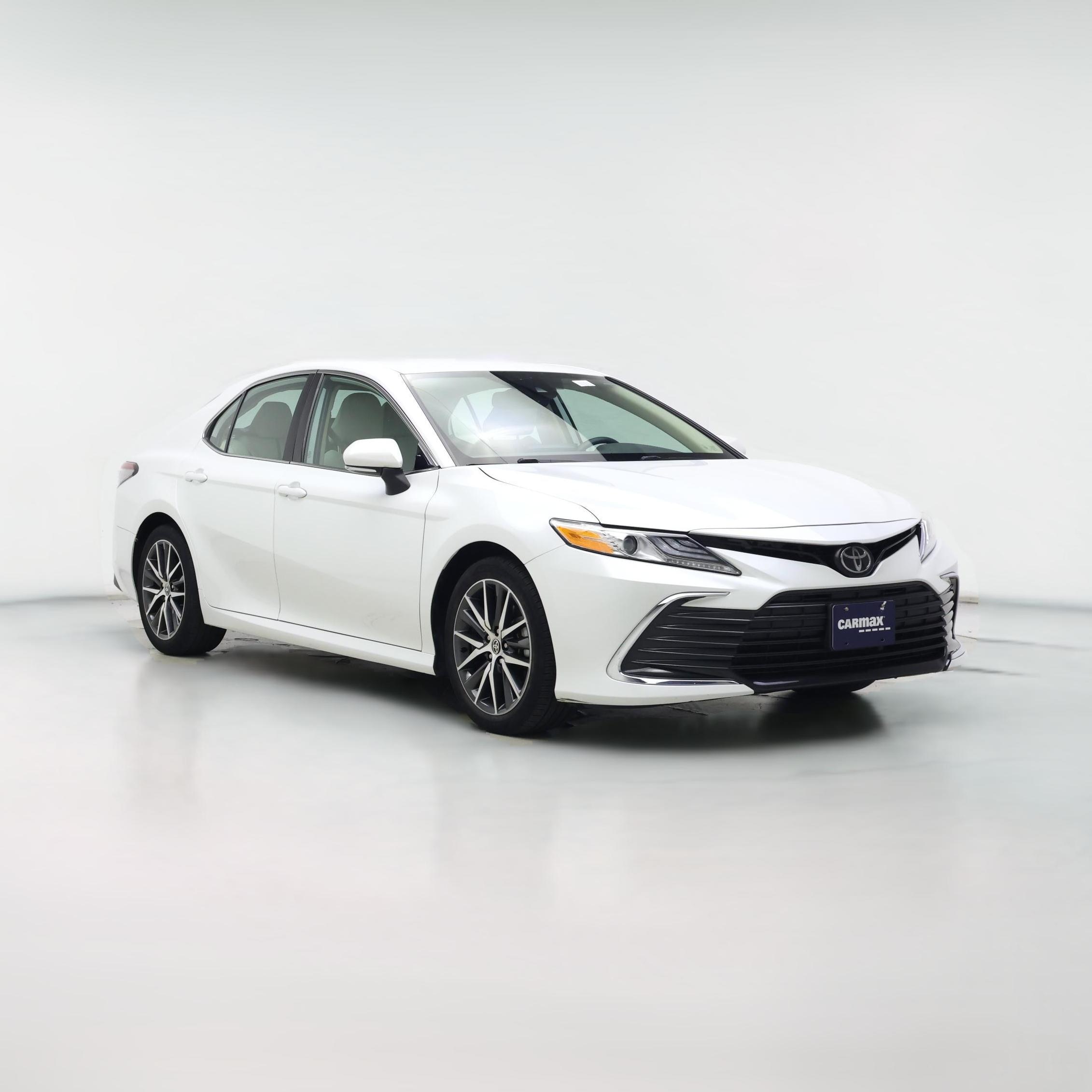 Thumbnail: 2022 Toyota Camry - 1