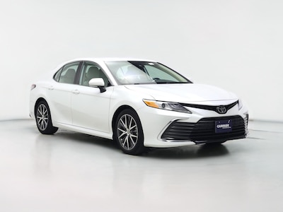 White 2022 Toyota Camry XLE