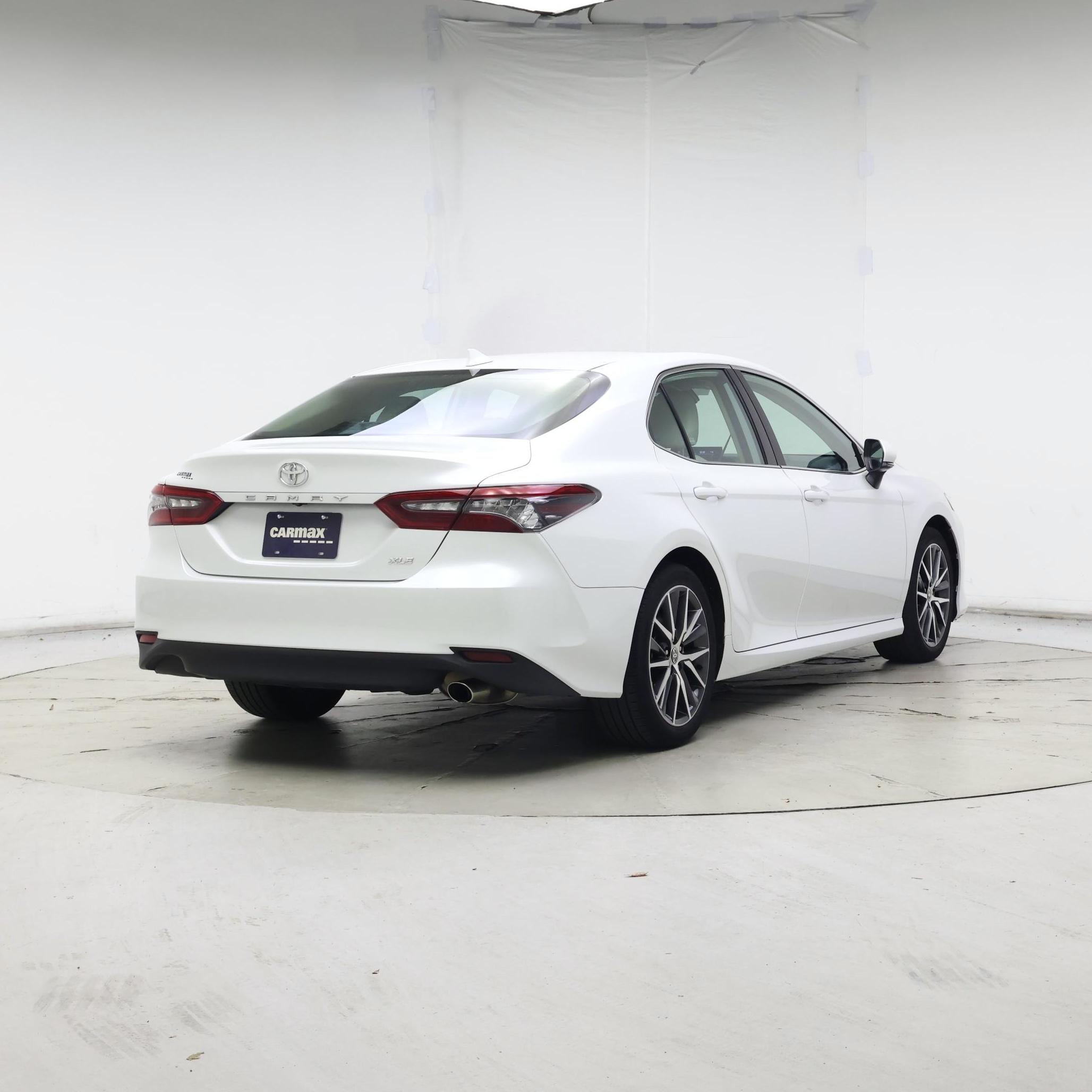 Thumbnail: 2022 Toyota Camry - 8