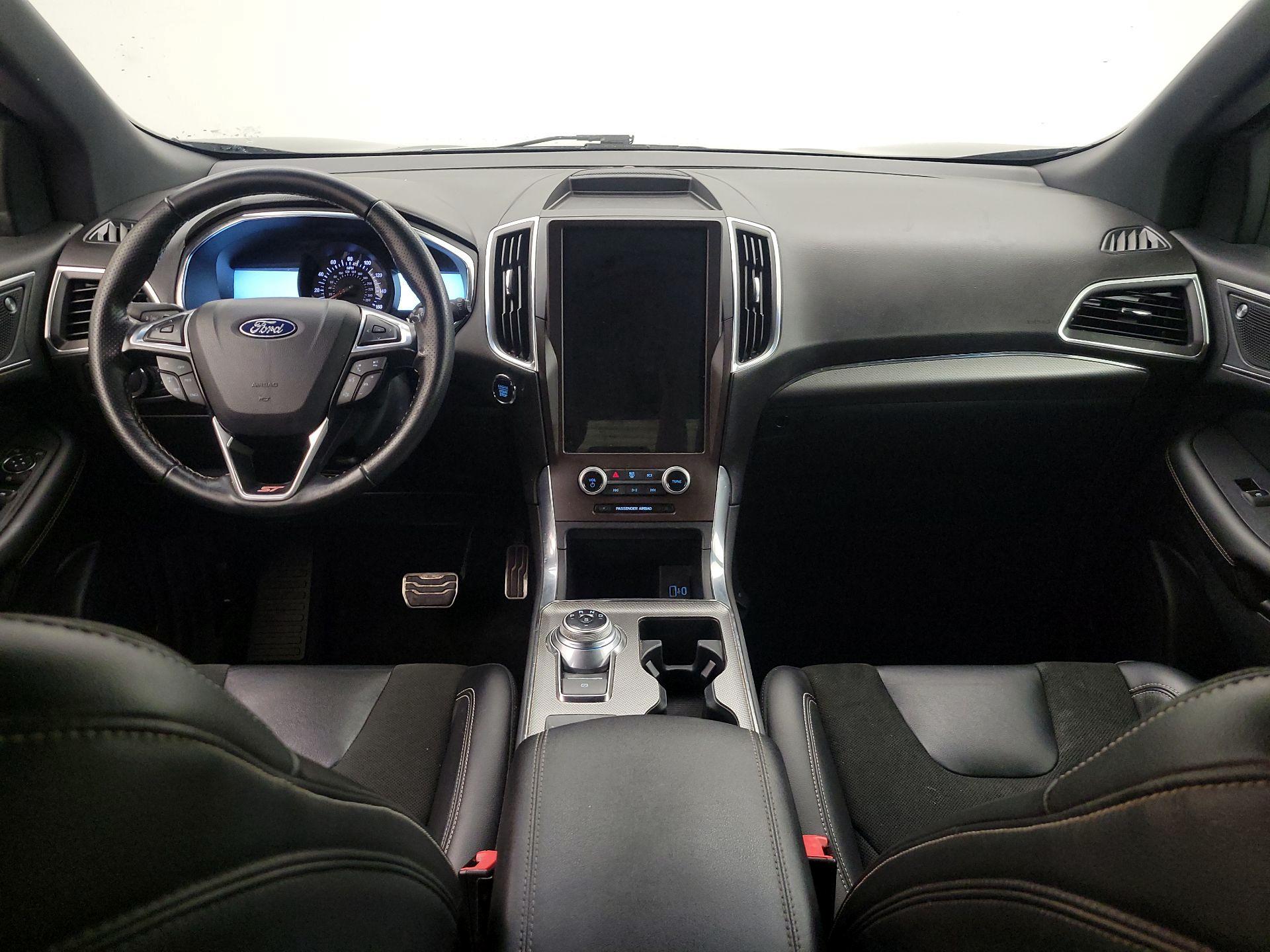 Thumbnail: 2021 Ford Edge - 9