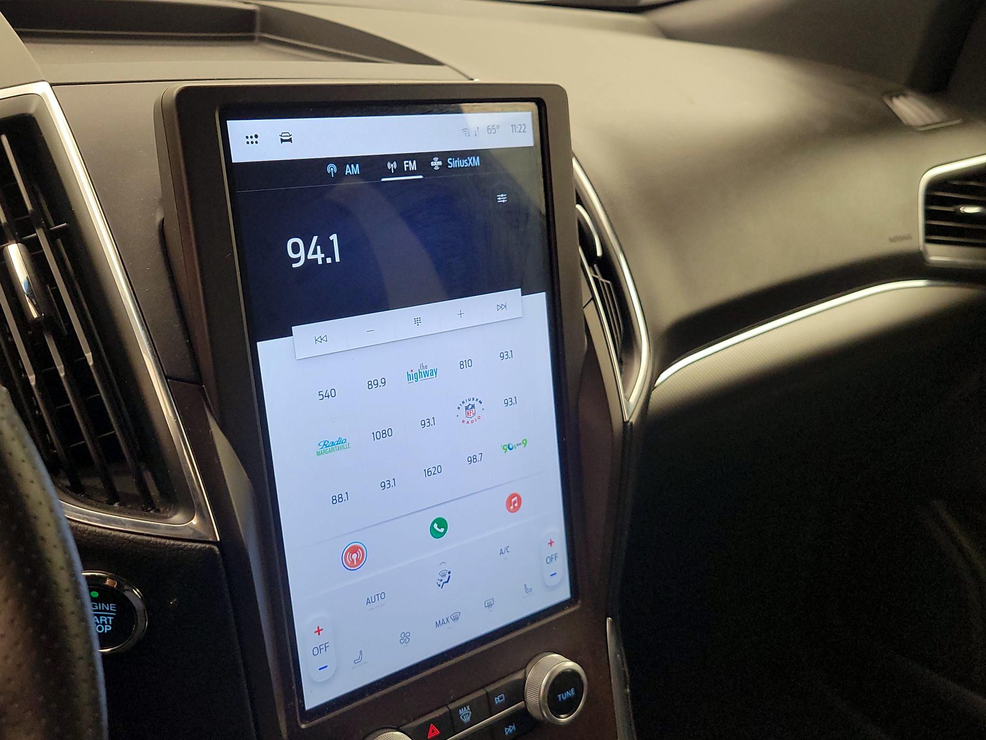 Thumbnail: 2021 Ford Edge - 15