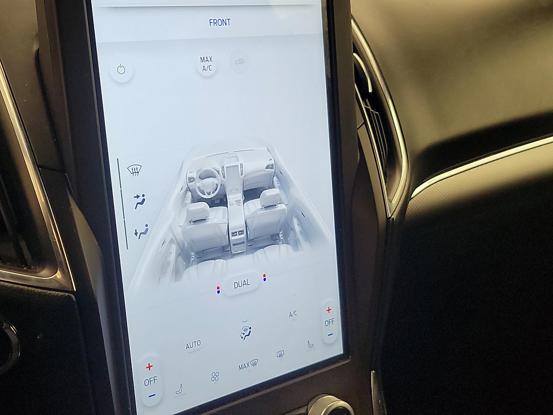 Thumbnail: 2021 Ford Edge - 16