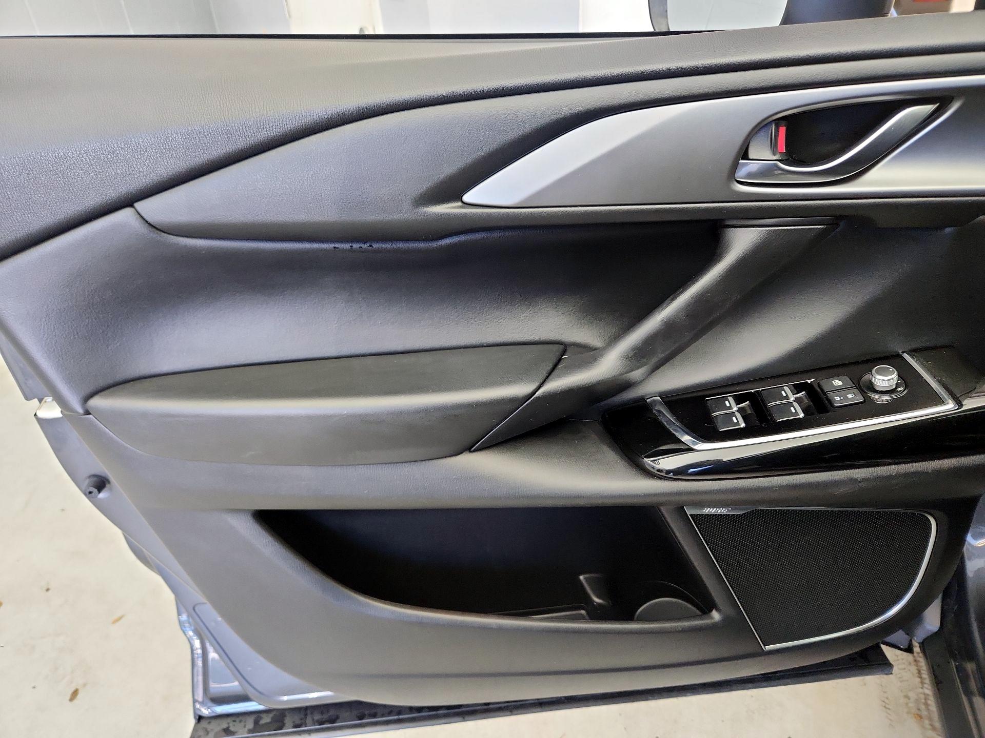 Thumbnail: 2022 Mazda CX-9 - 12