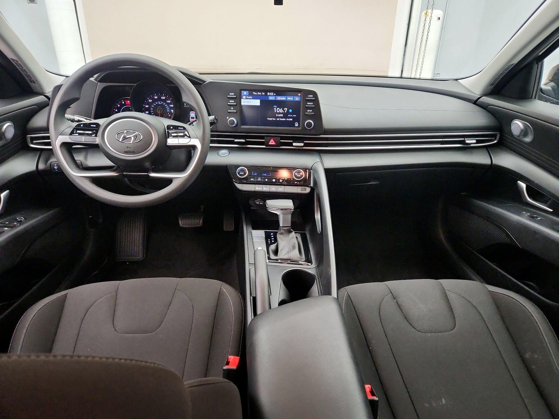 Thumbnail: 2023 Hyundai Elantra - 9