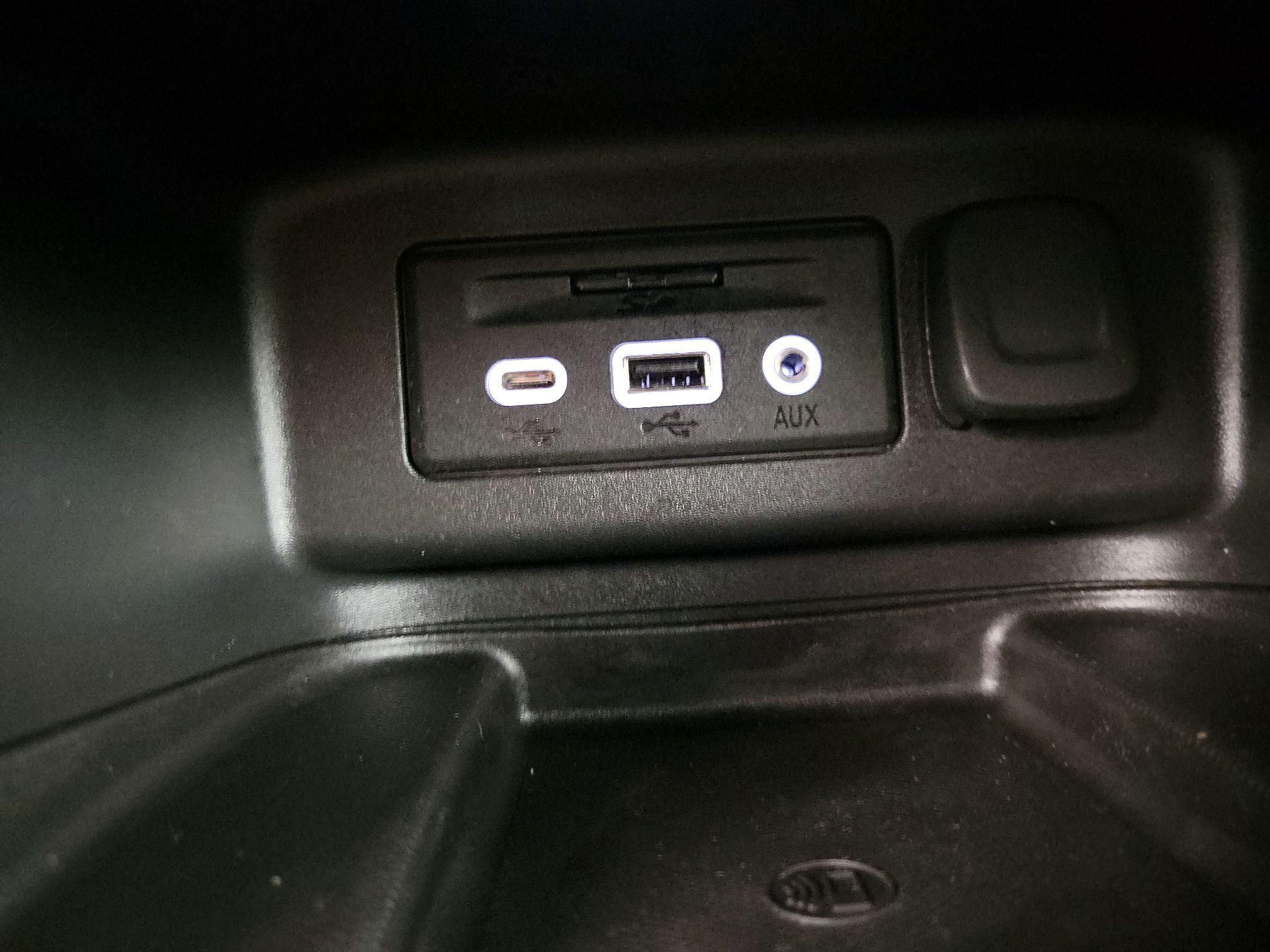 Thumbnail: 2022 Chevrolet Equinox - 16