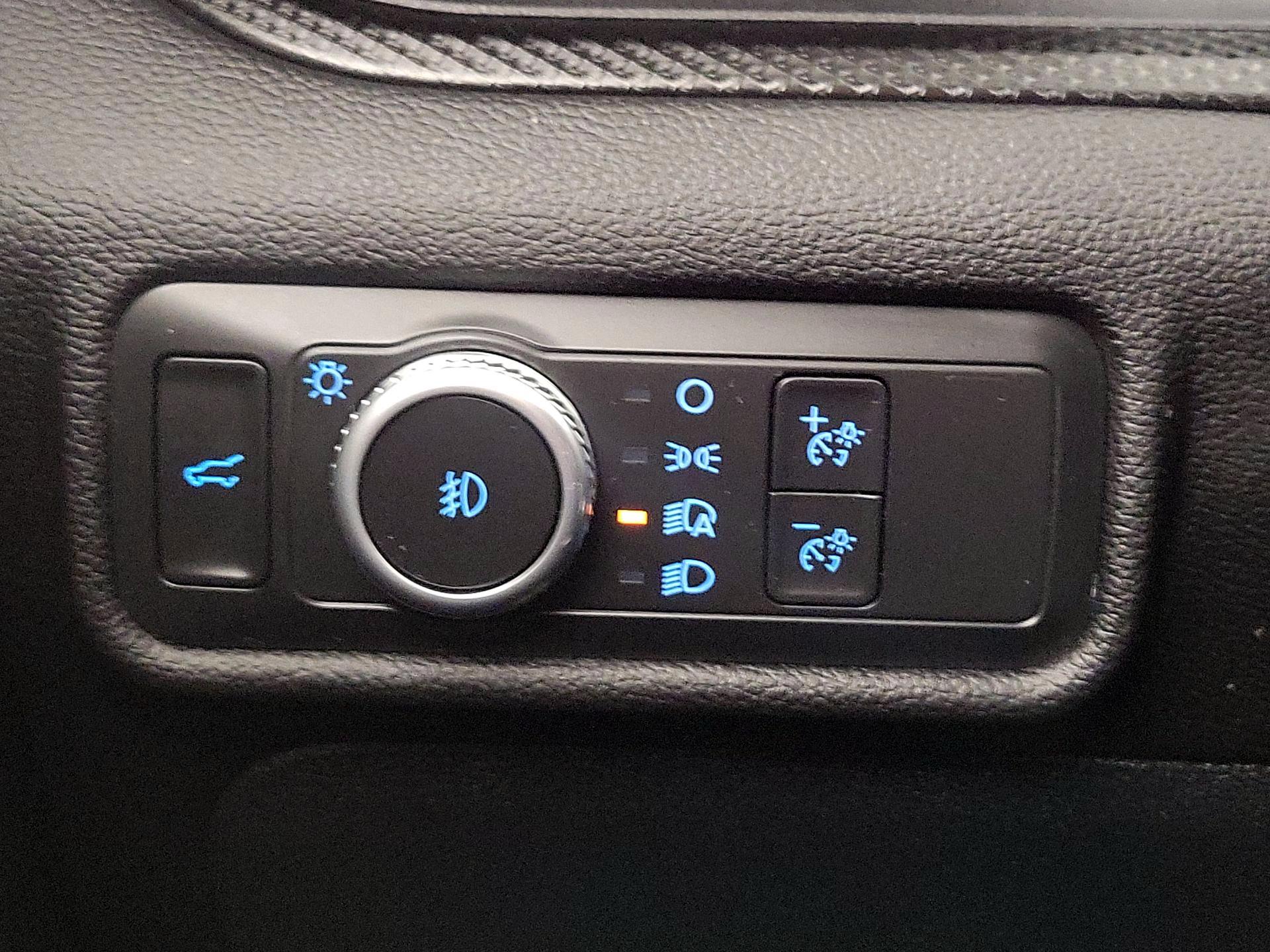 Thumbnail: 2022 Ford Explorer - 13