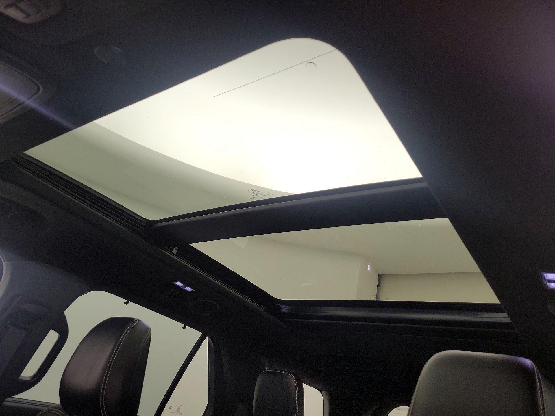 Thumbnail: 2022 Ford Explorer - 20