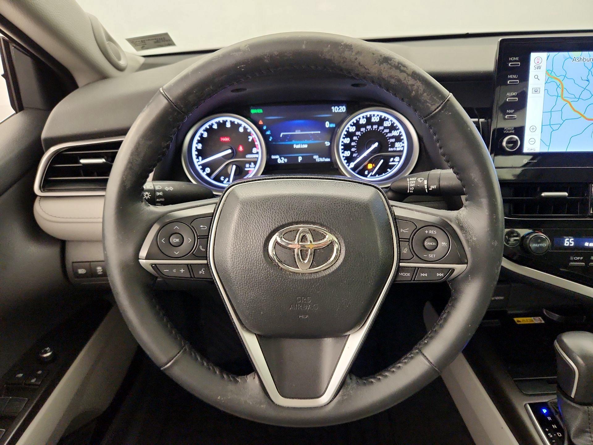 Thumbnail: 2023 Toyota Camry - 10