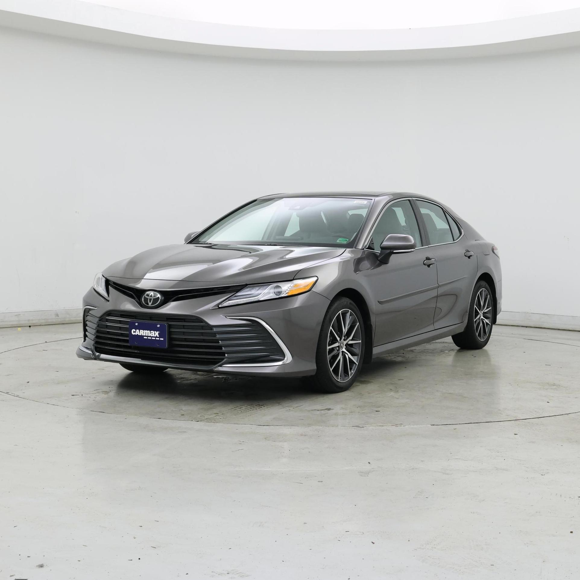 Thumbnail: 2023 Toyota Camry - 4