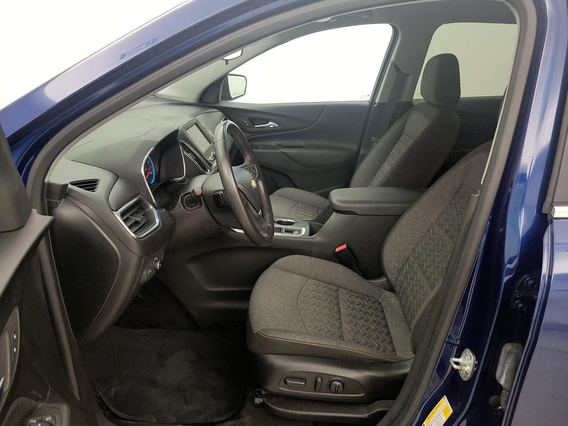 Thumbnail: 2022 Chevrolet Equinox - 11