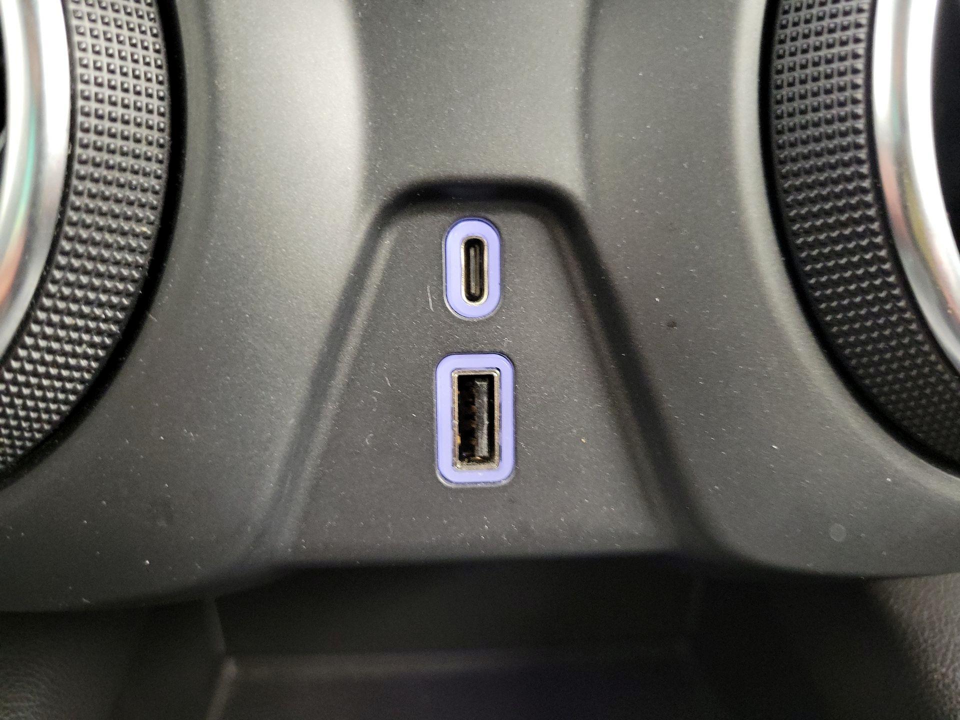 Thumbnail: 2022 Chevrolet Blazer - 18