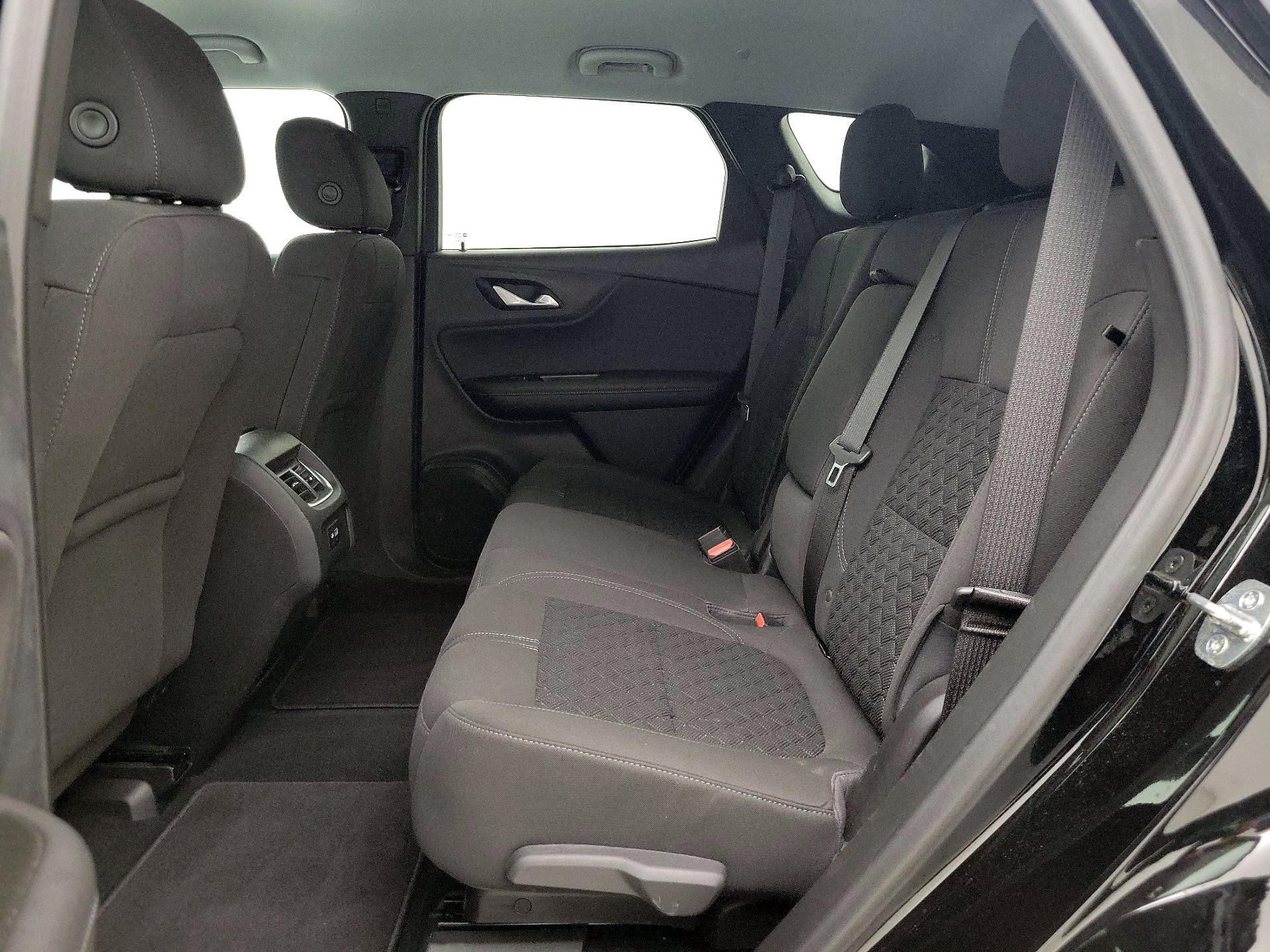 Thumbnail: 2022 Chevrolet Blazer - 19