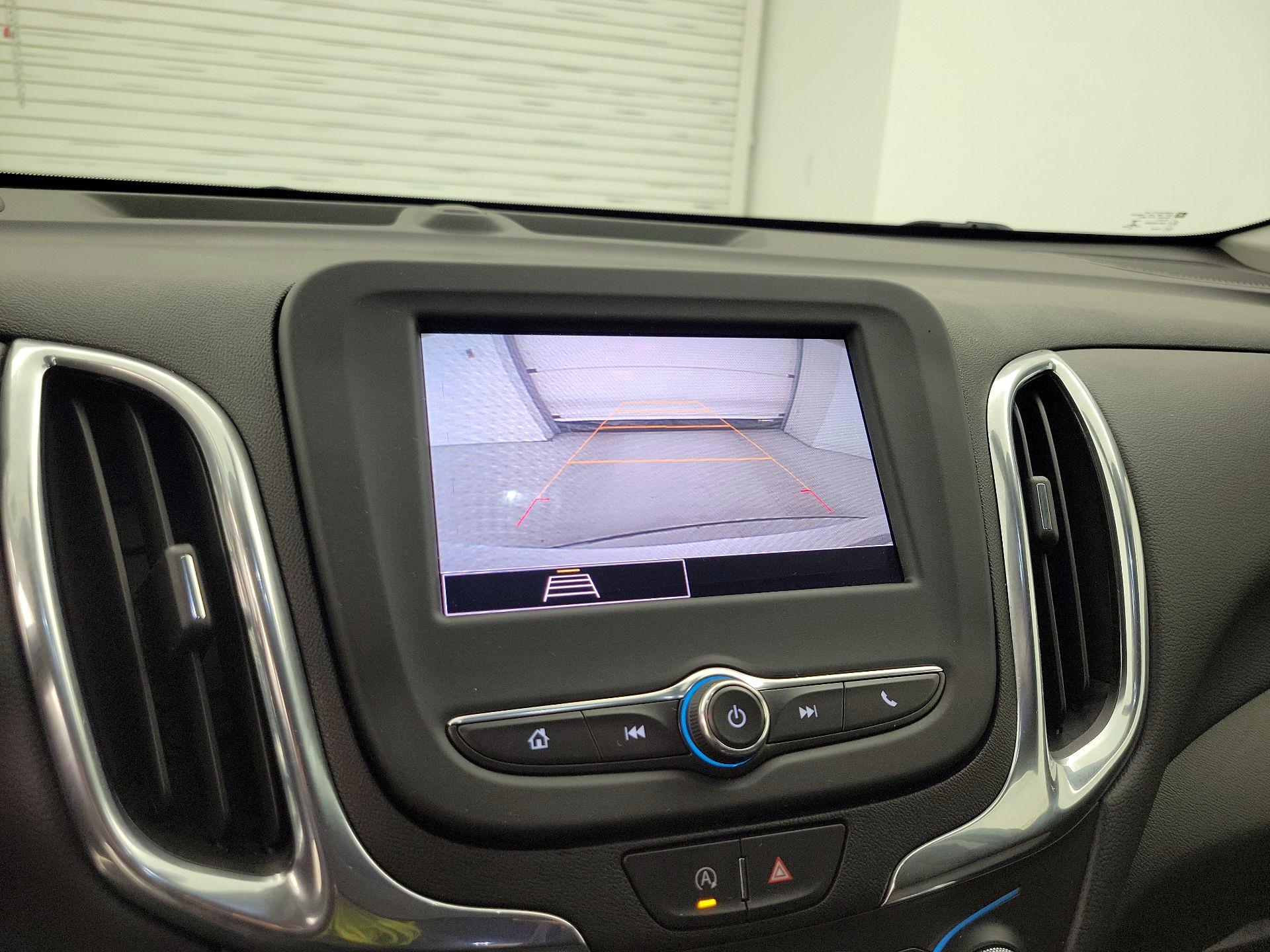 Thumbnail: 2022 Chevrolet Equinox - 14